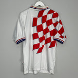 Shop 1998/00 CROATIA HOME SHIRT (M) LOTTO, classic football shirts, vintage football shirts & retro soccer jerseys at Cult Kits