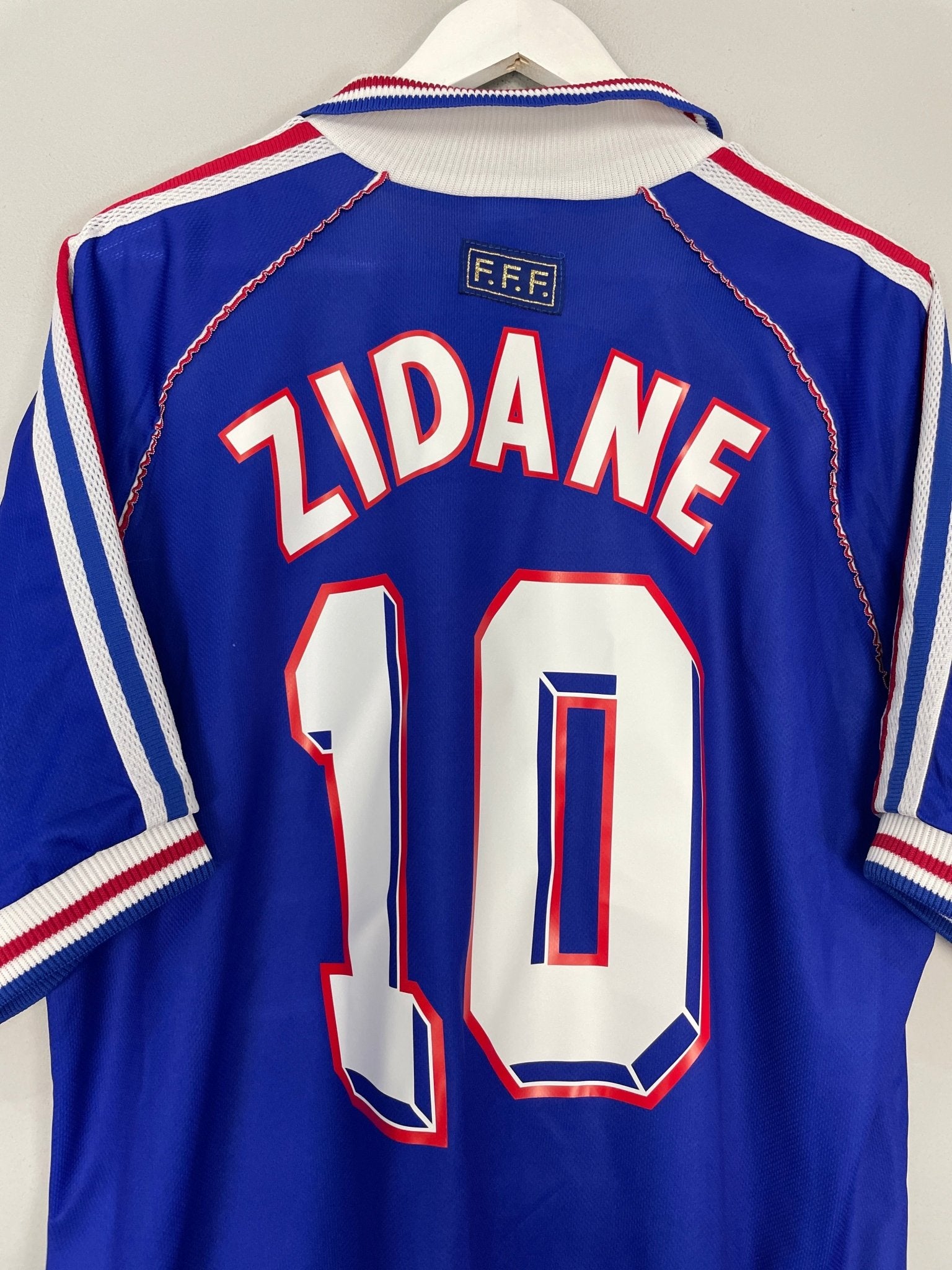 Shop 1998/00 FRANCE ZIDANE #10 HOME SHIRT (XL) ADIDAS, classic football shirts, vintage football shirts & retro soccer jerseys at Cult Kits