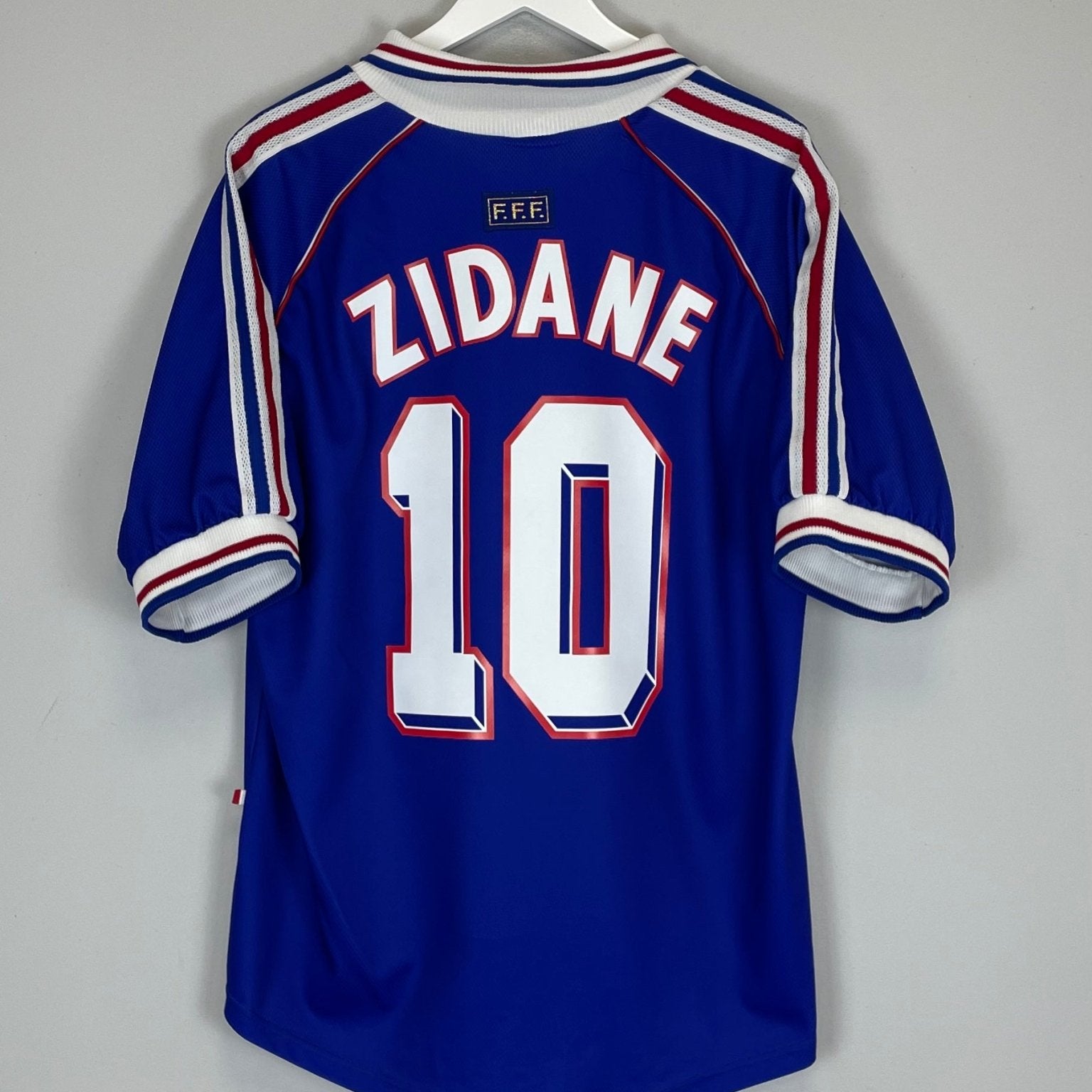Shop 1998/00 FRANCE ZIDANE #10 *SPECIAL* HOME SHIRT (XL) ADIDAS, classic football shirts, vintage football shirts & retro soccer jerseys at Cult Kits