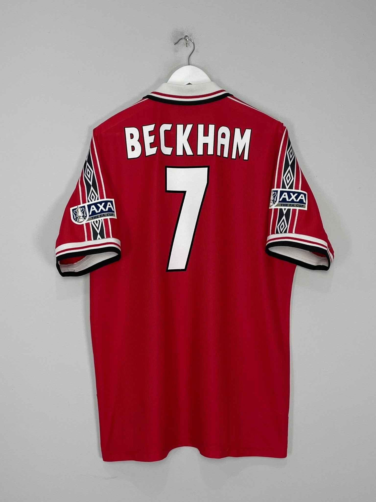 Shop 1998/00 MANCHESTER UNITED BECKHAM #7 *FA CUP* HOME SHIRT (XL) UMBRO, classic football shirts, vintage football shirts & retro soccer jerseys at Cult Kits