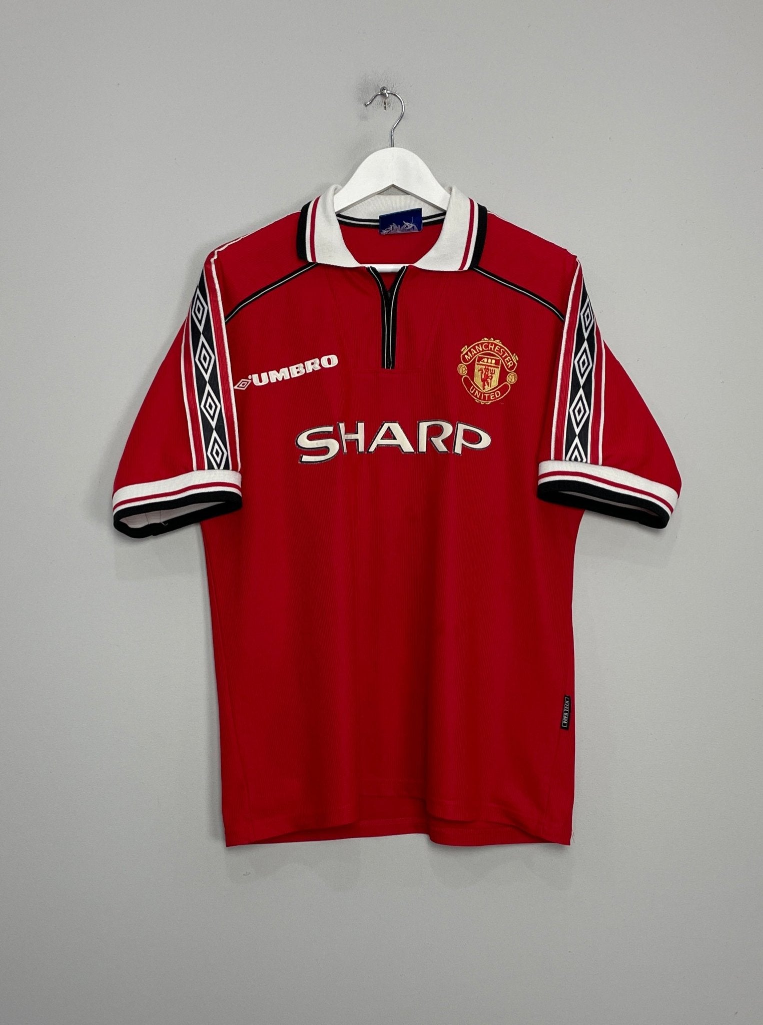 Shop 1998/00 MANCHESTER UNITED BECKHAM #7 HOME SHIRT (L) UMBRO, classic football shirts, vintage football shirts & retro soccer jerseys at Cult Kits