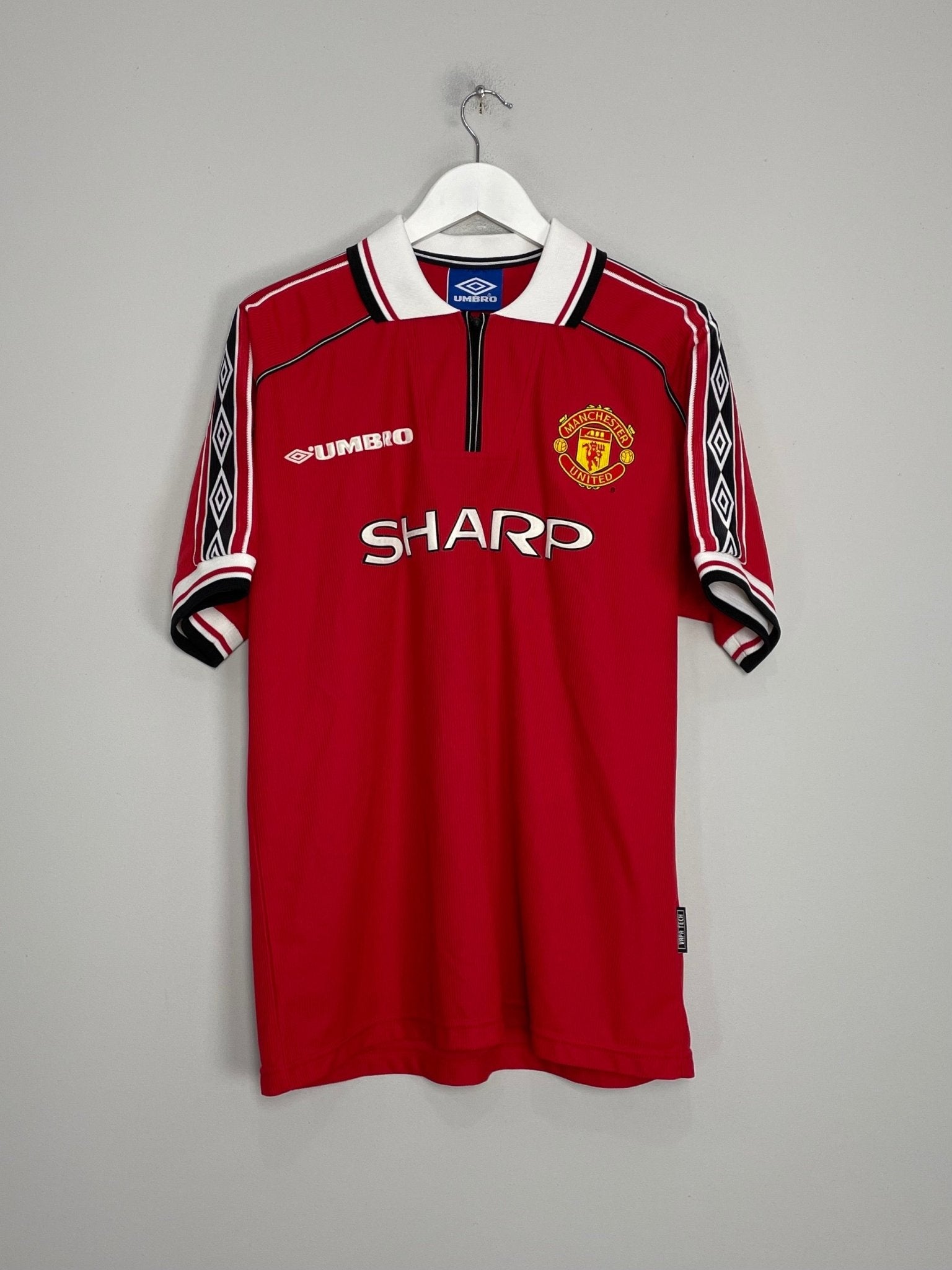 Shop 1998/00 MANCHESTER UNITED BECKHAM #7 HOME SHIRT (L) UMBRO, classic football shirts, vintage football shirts & retro soccer jerseys at Cult Kits