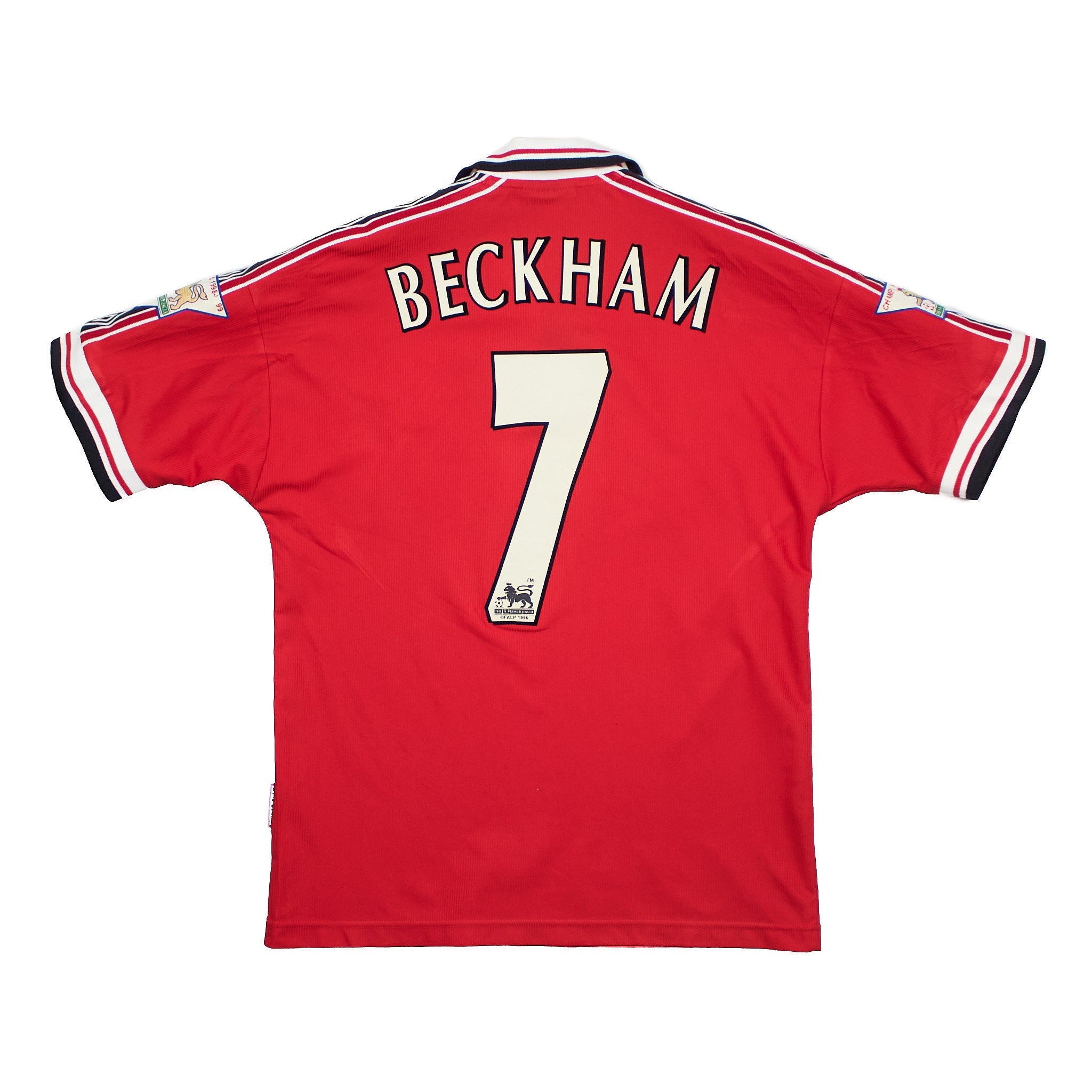 Buy 1998/00 Manchester United Beckham 7 'Treble Winners' Home Shirt (M) Umbro ~ Free worldwide shipping ~ Authentic Vintage Football Shirts from Cult Kits