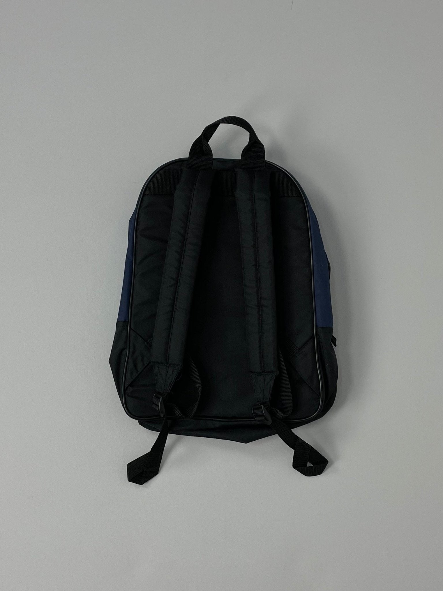 Shop 1998/00 NAPOLI BACKPACK NIKE, classic football shirts, vintage football shirts & retro soccer jerseys at Cult Kits