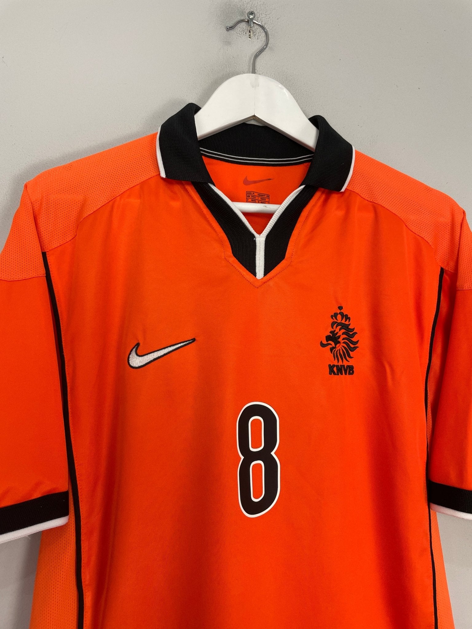 Shop 1998/00 NETHERLANDS BERGKAMP #8 HOME SHIRT (M) NIKE, classic football shirts, vintage football shirts & retro soccer jerseys at Cult Kits