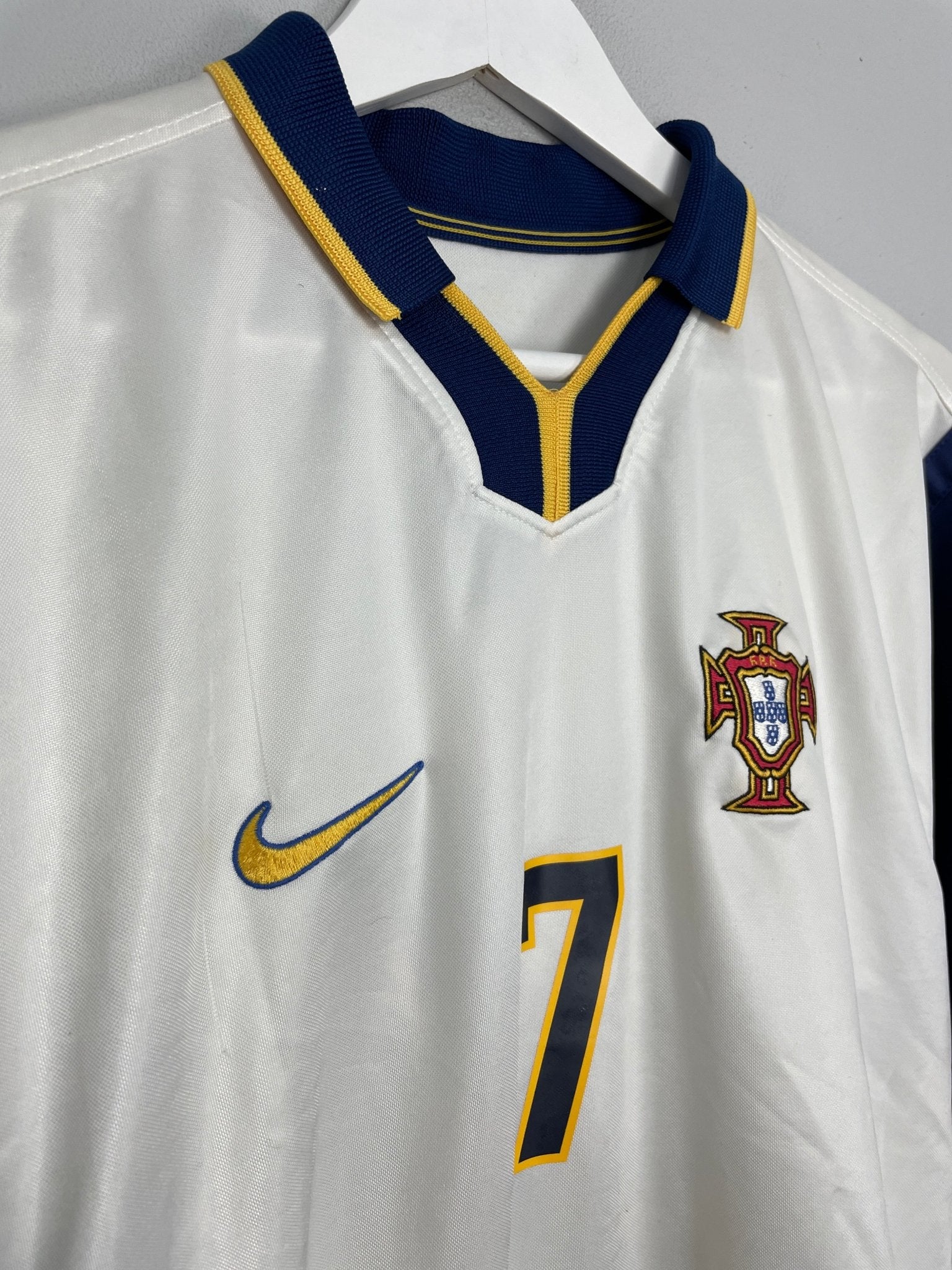 Shop 1998/00 PORTUGAL FIGO #7 AWAY SHIRT (M) NIKE, classic football shirts, vintage football shirts & retro soccer jerseys at Cult Kits