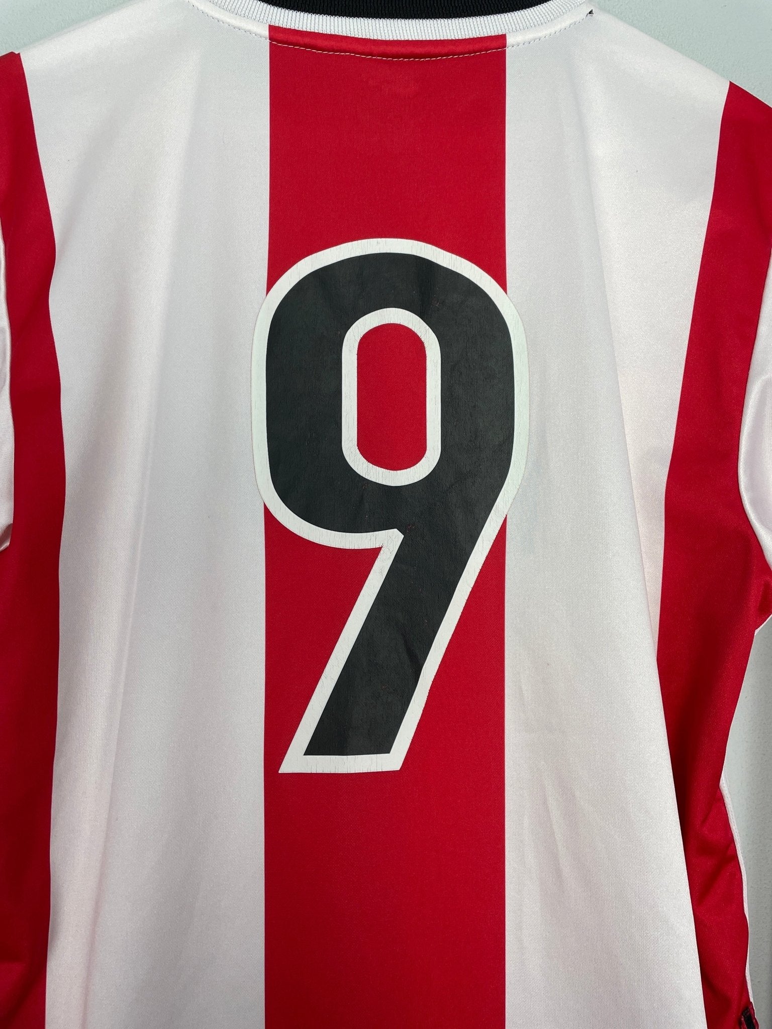 Shop 1998/00 PSV #9 L/S *PLAYER ISSUE* HOME SHIRT (S) NIKE, classic football shirts, vintage football shirts & retro soccer jerseys at Cult Kits