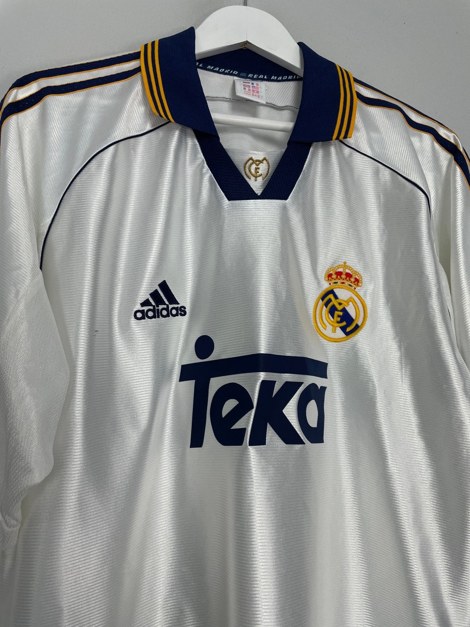Shop 1998/00 REAL MADRID HOME SHIRT (L) ADIDAS, classic football shirts, vintage football shirts & retro soccer jerseys at Cult Kits
