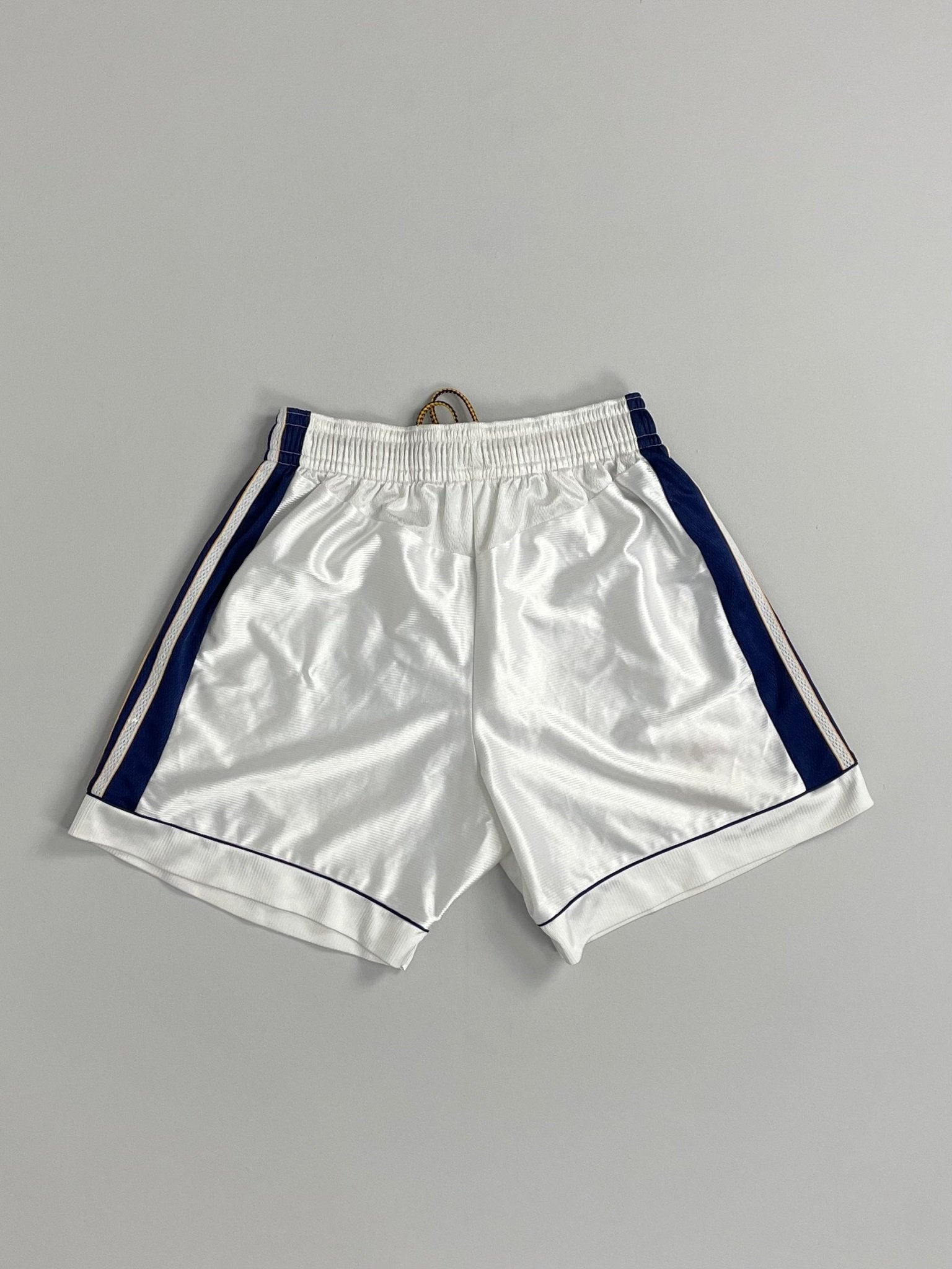 Shop 1998/00 REAL MADRID HOME SHORTS (M) ADIDAS, classic football shirts, vintage football shirts & retro soccer jerseys at Cult Kits