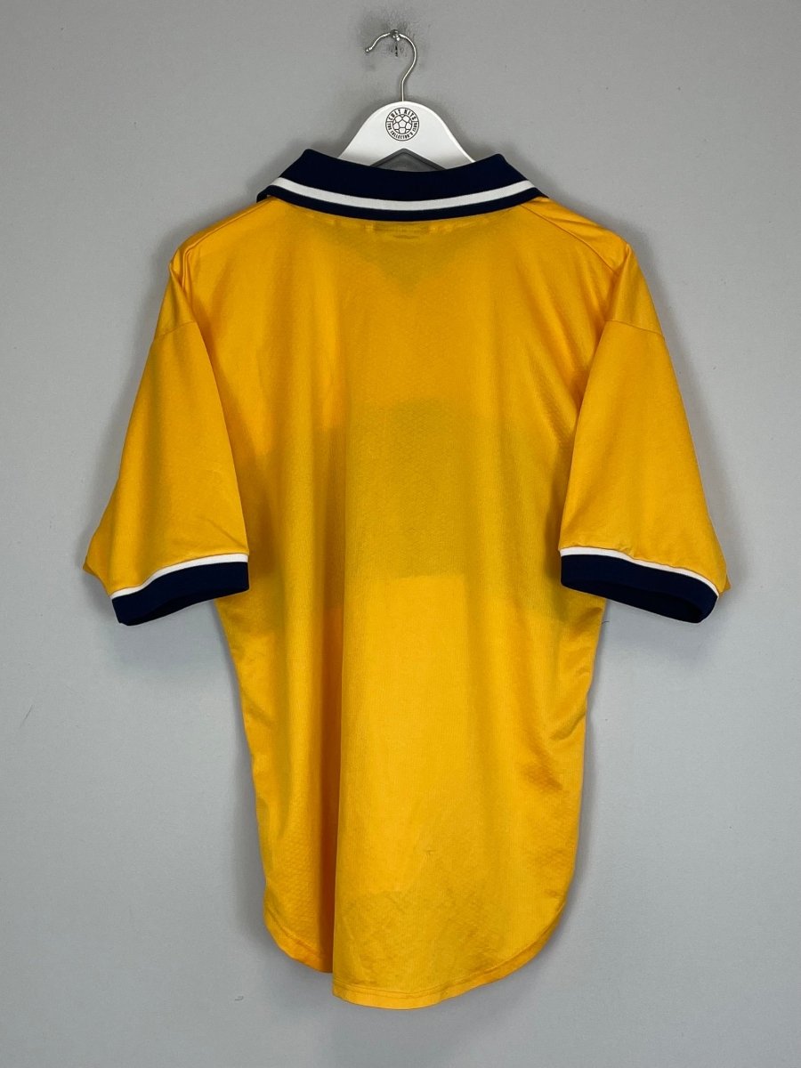1998/00 SHEFFIELD WEDNESDAY AWAY SHIRT (M) PUMA - Cult Kits - Medium - Buy Vintage Football Shirts, Authentic Retro Football Shirts For Sale, Classic Football Shirts & Soccer Jersey