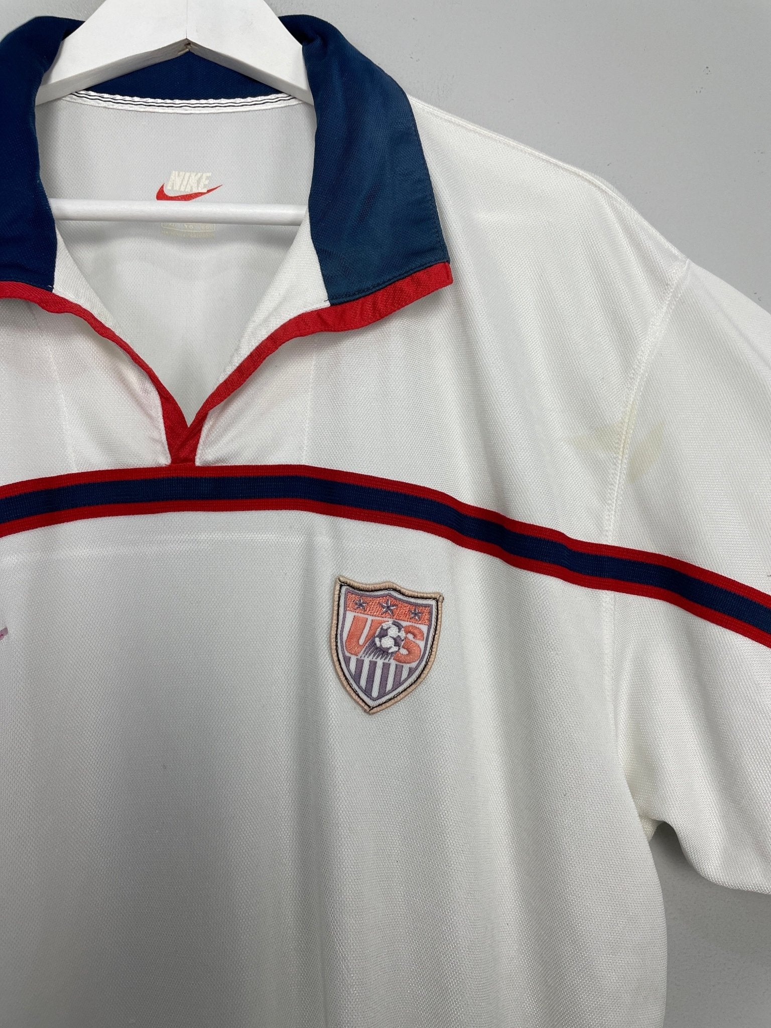 Shop 1998/00 USA HOME SHIRT (XL) NIKE, classic football shirts, vintage football shirts & retro soccer jerseys at Cult Kits