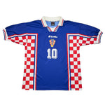 Buy 1998/01 Croatia Boban 10 Away Shirt (L) Lotto ~ Free worldwide shipping ~ Authentic Vintage Football Shirts from Cult Kits