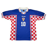 Buy 1998/01 Croatia Boban 10 Away Shirt (L) Lotto ~ Free worldwide shipping ~ Authentic Vintage Football Shirts from Cult Kits