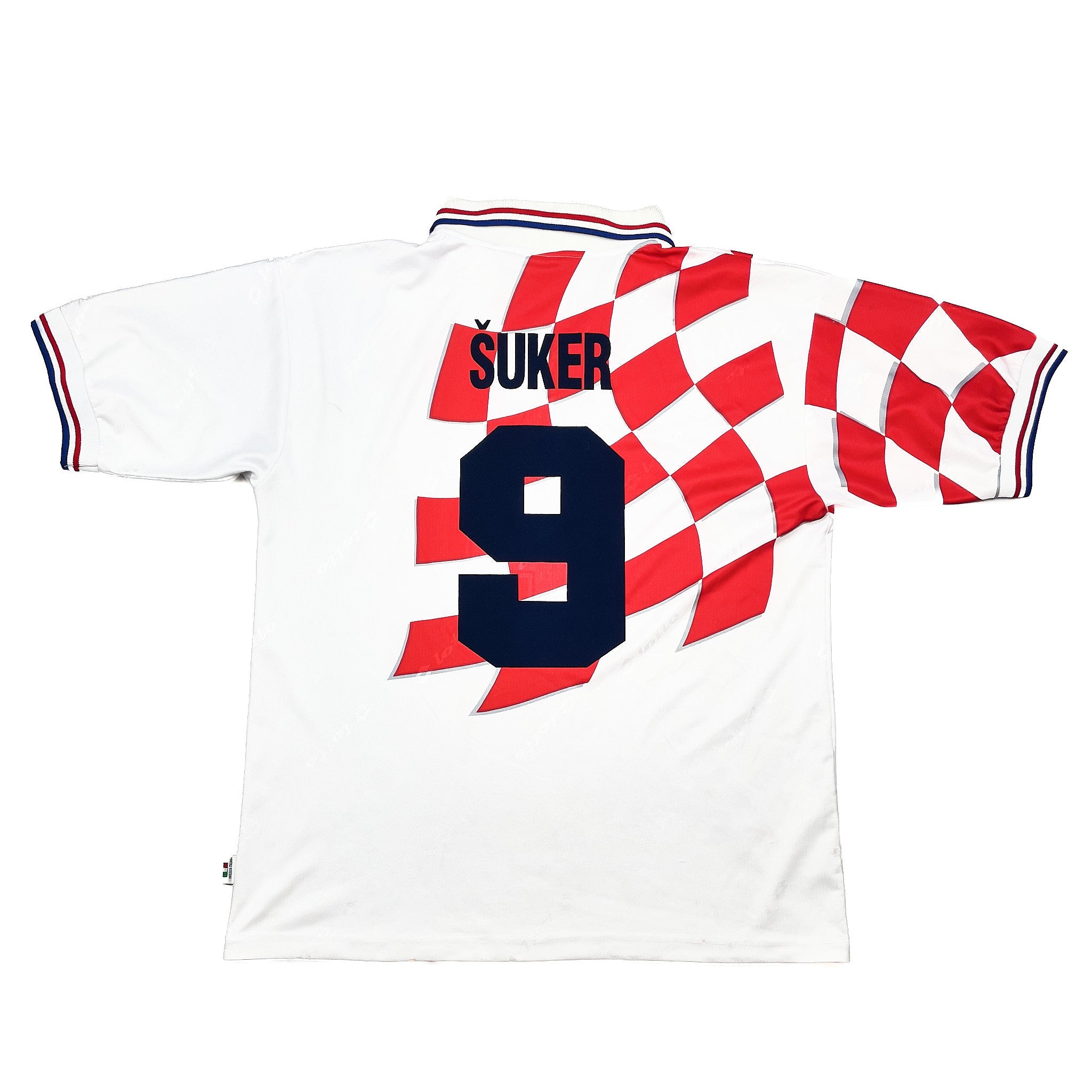 Buy 1998/01 Croatia Suker 9 Home Shirt (XL) Lotto ~ Free worldwide shipping ~ Authentic Vintage Football Shirts from Cult Kits