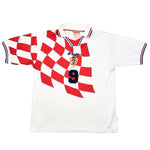 Buy 1998/01 Croatia Suker 9 Home Shirt (XL) Lotto ~ Free worldwide shipping ~ Authentic Vintage Football Shirts from Cult Kits