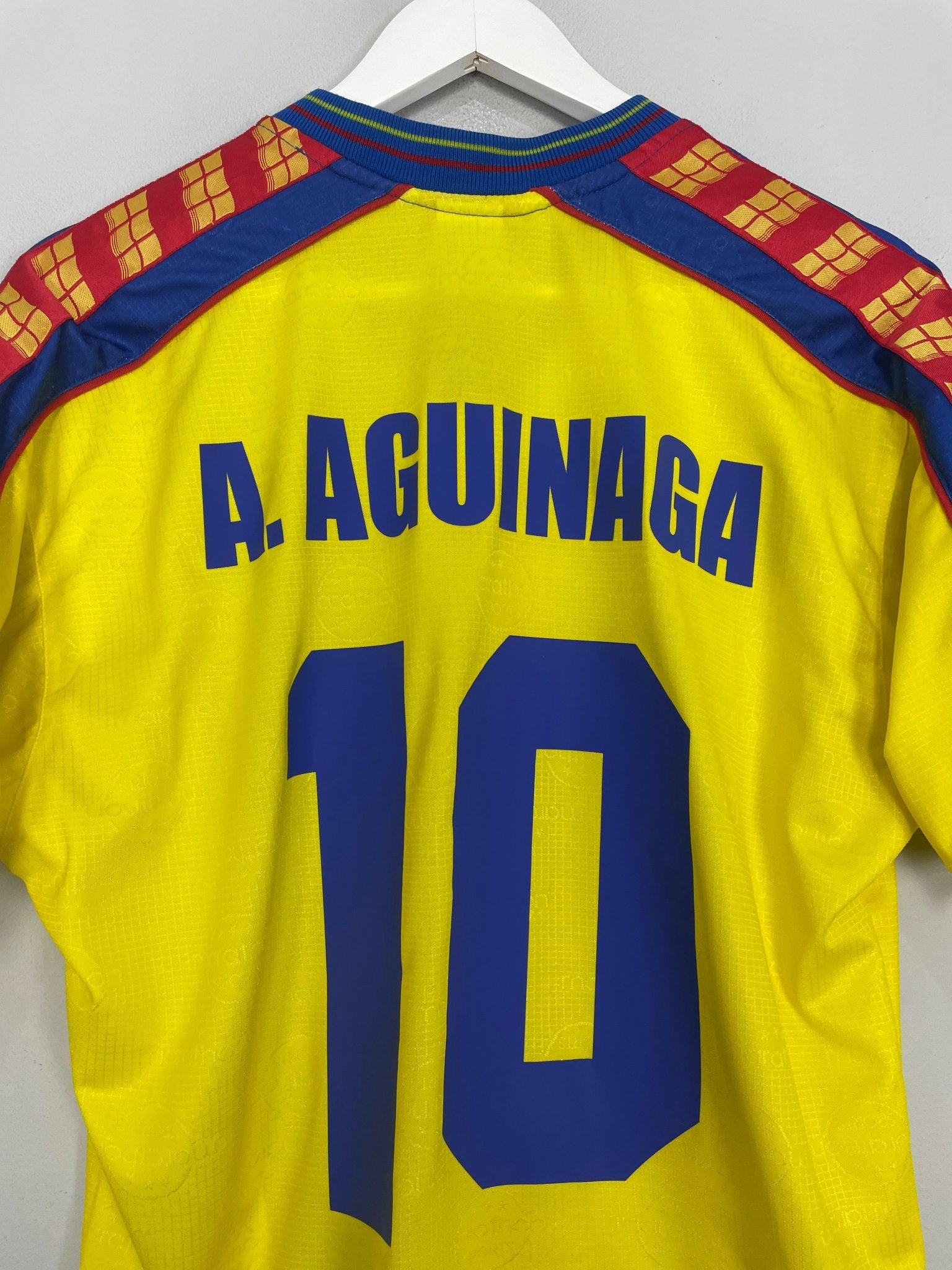 Shop 1998/01 ECUADOR A.AGUINAGA #10 HOME SHIRT (S) MARATHON, classic football shirts, vintage football shirts & retro soccer jerseys at Cult Kits