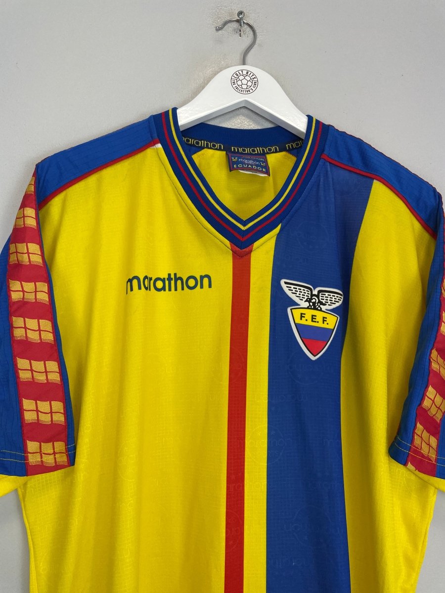1998/01 ECUADOR HOME SHIRT (XL) MARATHON - Cult Kits - XL - Buy Vintage Football Shirts, Authentic Retro Football Shirts For Sale, Classic Football Shirts & Soccer Jersey