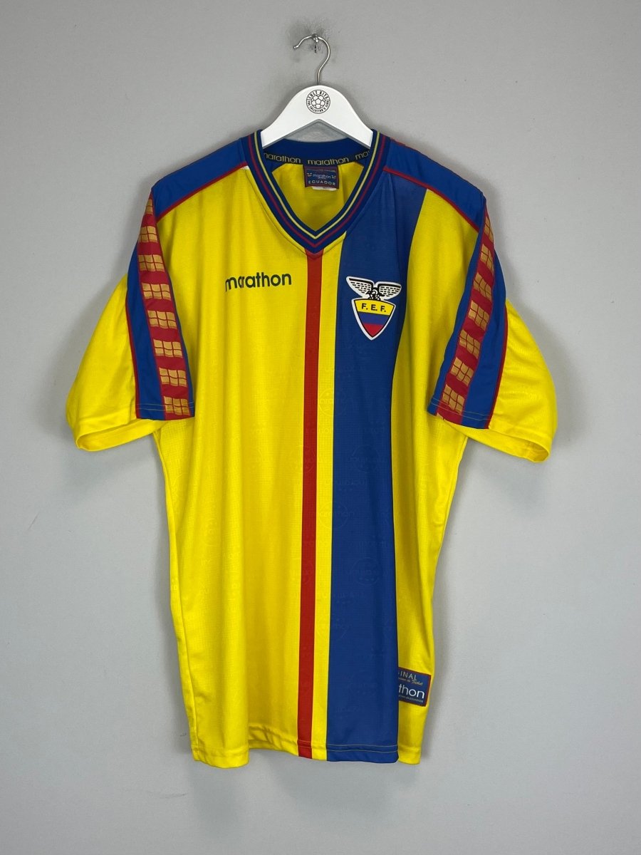 1998/01 ECUADOR HOME SHIRT (XL) MARATHON - Cult Kits - XL - Buy Vintage Football Shirts, Authentic Retro Football Shirts For Sale, Classic Football Shirts & Soccer Jersey