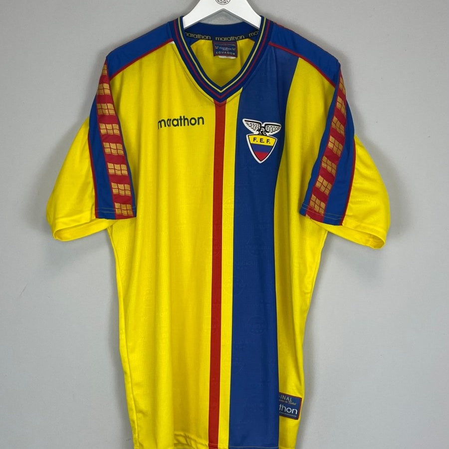 1998/01 ECUADOR HOME SHIRT (XL) MARATHON - Cult Kits - XL - Buy Vintage Football Shirts, Authentic Retro Football Shirts For Sale, Classic Football Shirts & Soccer Jersey