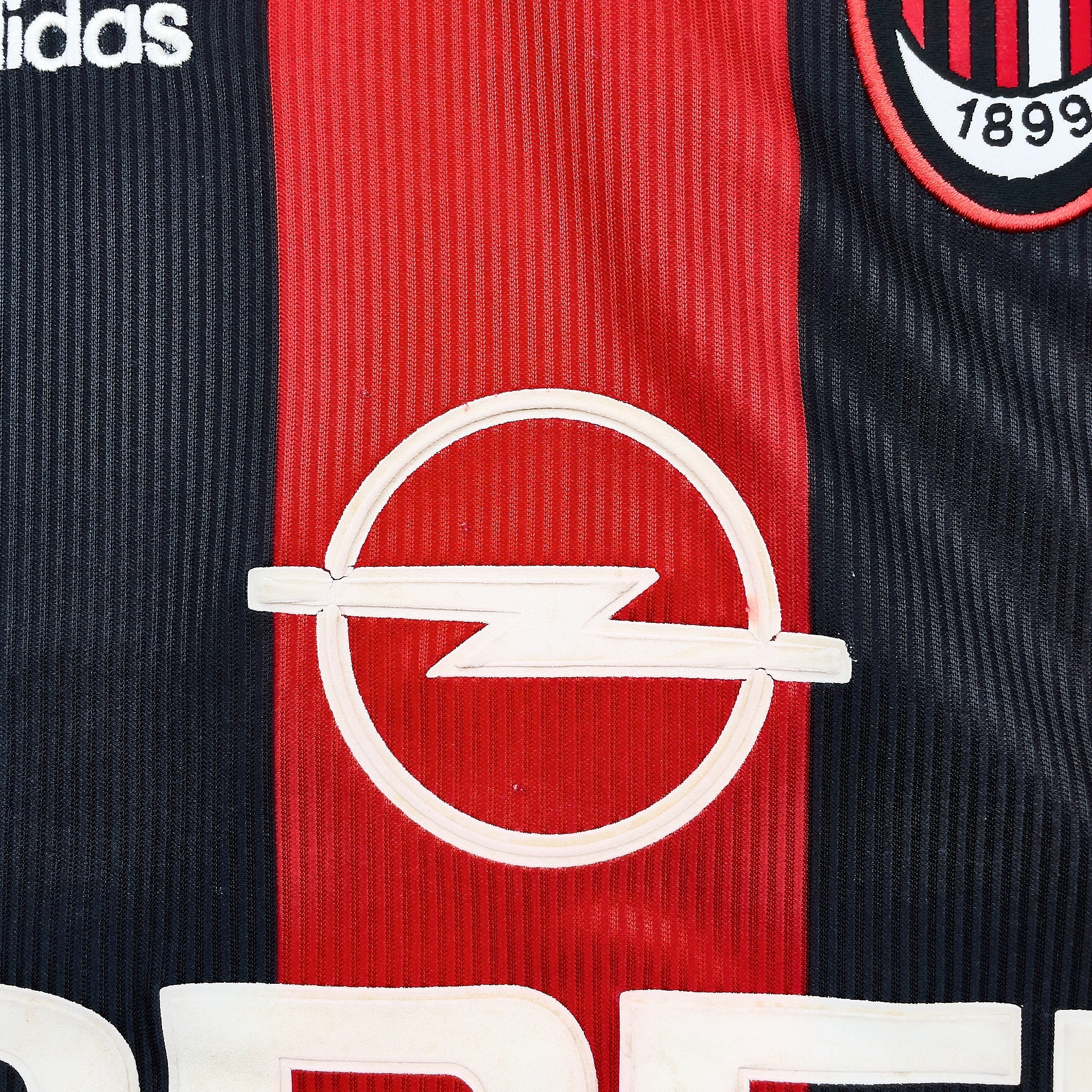 Buy 1998/99 AC Milan Shevchenko 7 Home Shirt (M) Adidas ~ Free worldwide shipping ~ Authentic Vintage Football Shirts from Cult Kits