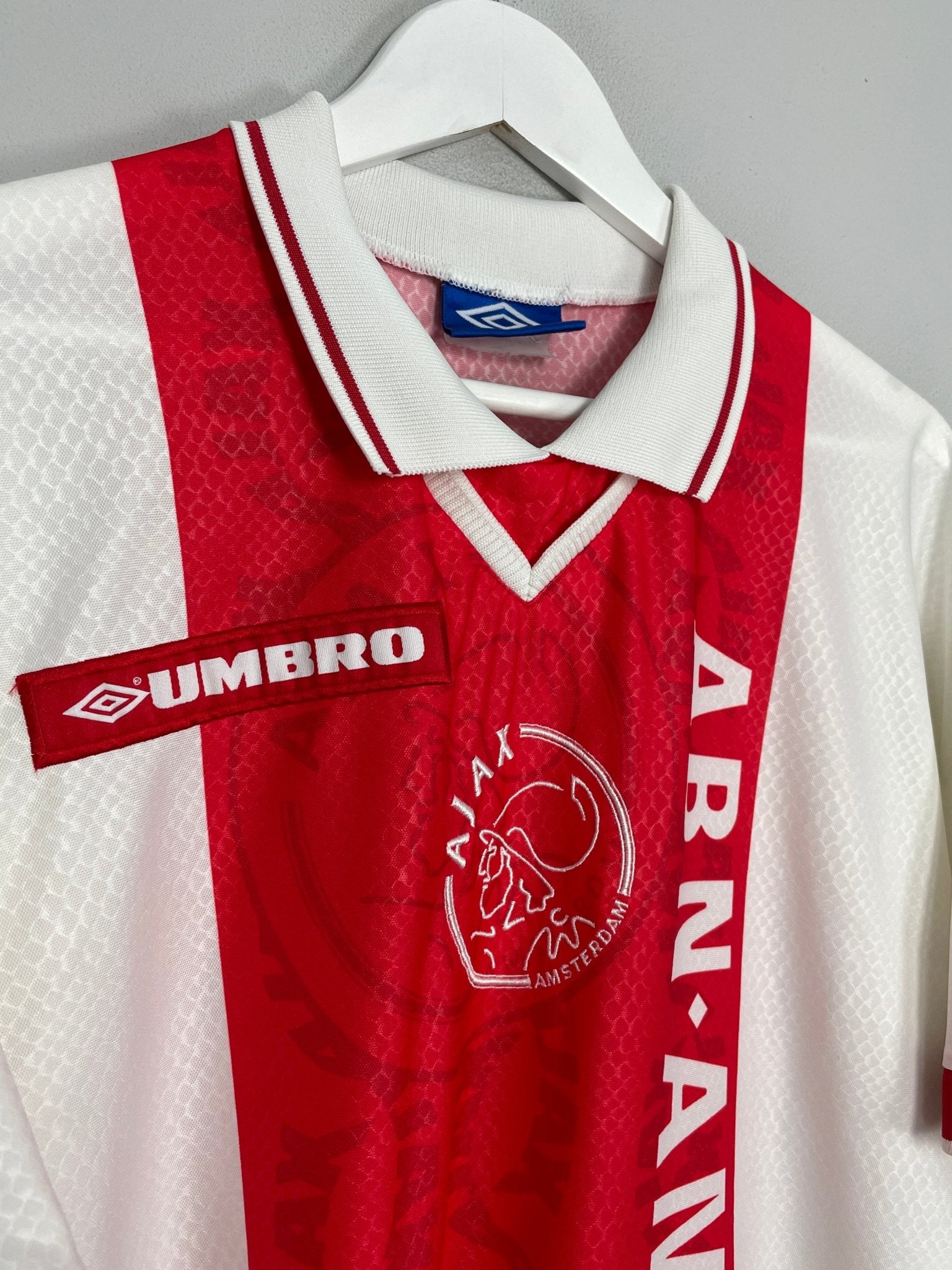 Shop 1998/99 AJAX HOME SHIRT (XL) UMBRO, classic football shirts, vintage football shirts & retro soccer jerseys at Cult Kits