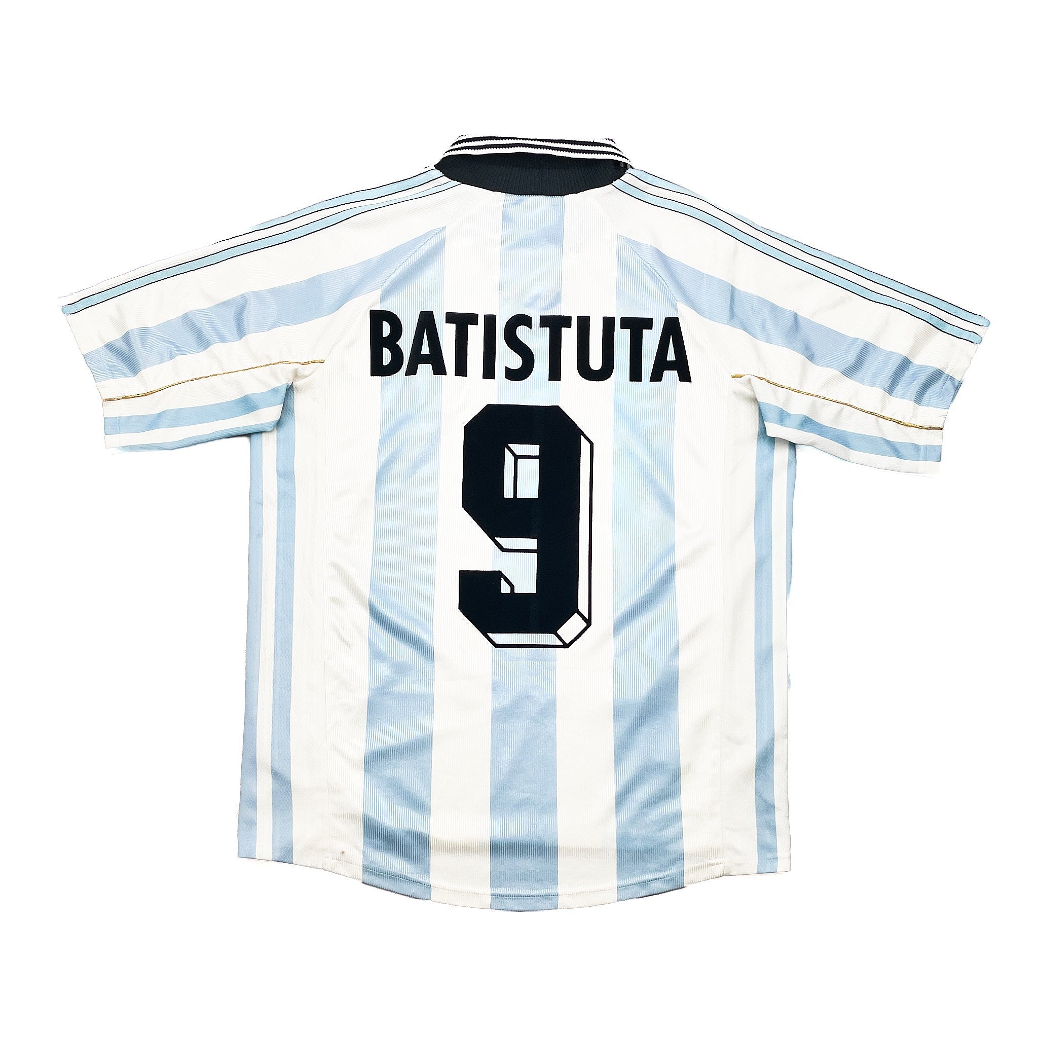 Buy 1998/99 Argentina Batistuta 9 Home Shirt (L) Adidas ~ Free worldwide shipping ~ Authentic Vintage Football Shirts from Cult Kits