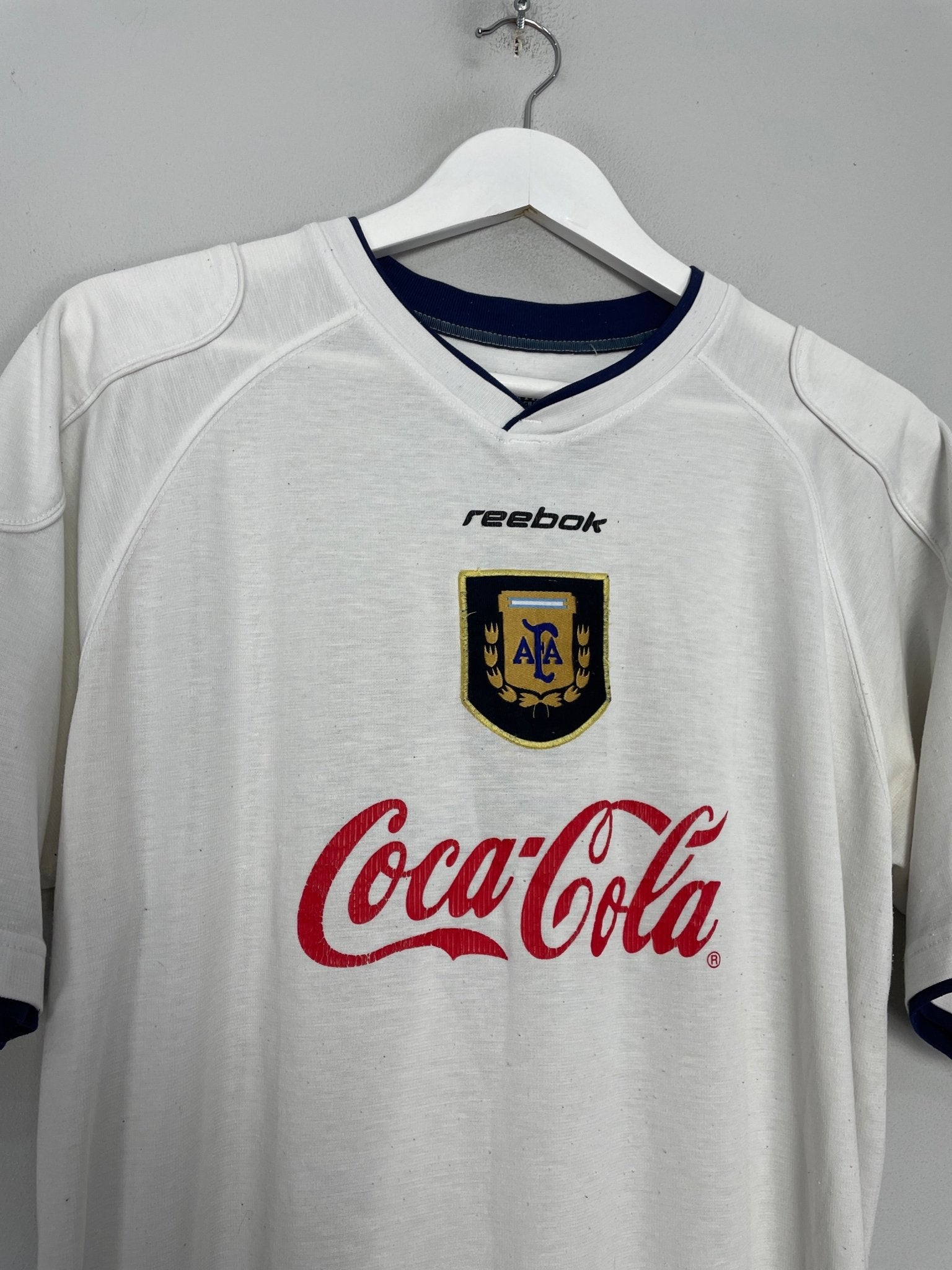 Shop 1998/99 ARGENTINA TRAINING SHIRT (S) REEBOK, classic football shirts, vintage football shirts & retro soccer jerseys at Cult Kits