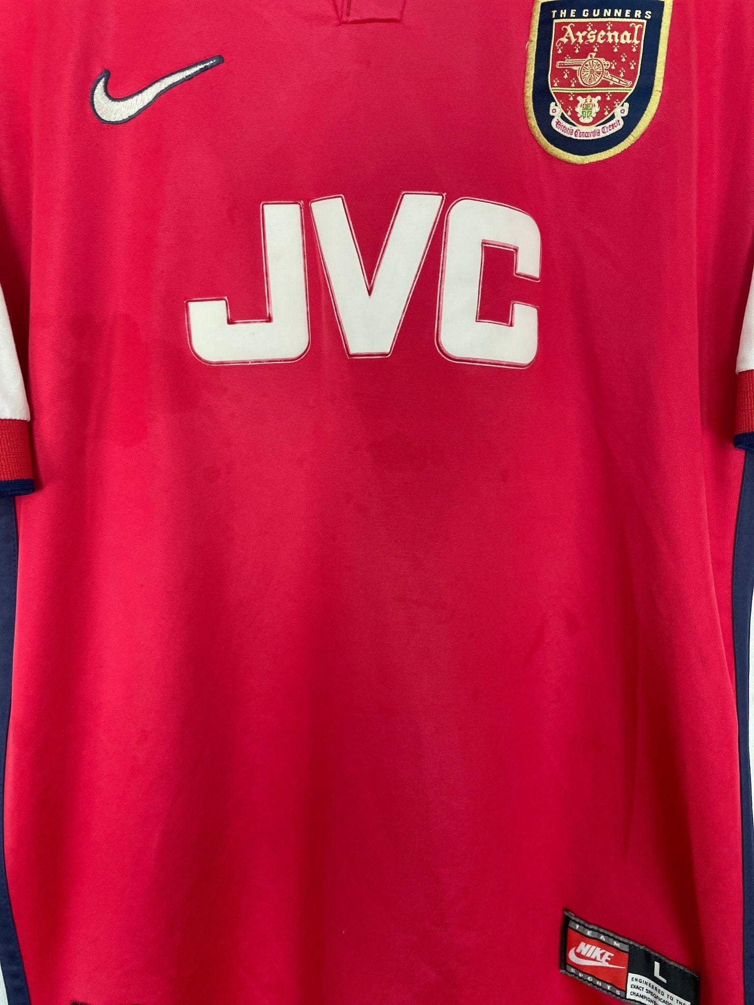 Shop 1998/99 ARSENAL HOME SHIRT (L) NIKE, classic football shirts, vintage football shirts & retro soccer jerseys at Cult Kits