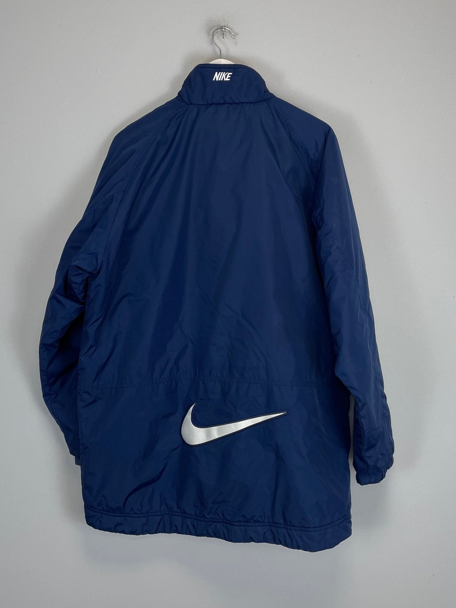 Shop 1998/99 ARSENAL REVERSIBLE PADDED JACKET (M) NIKE, classic football shirts, vintage football shirts & retro soccer jerseys at Cult Kits