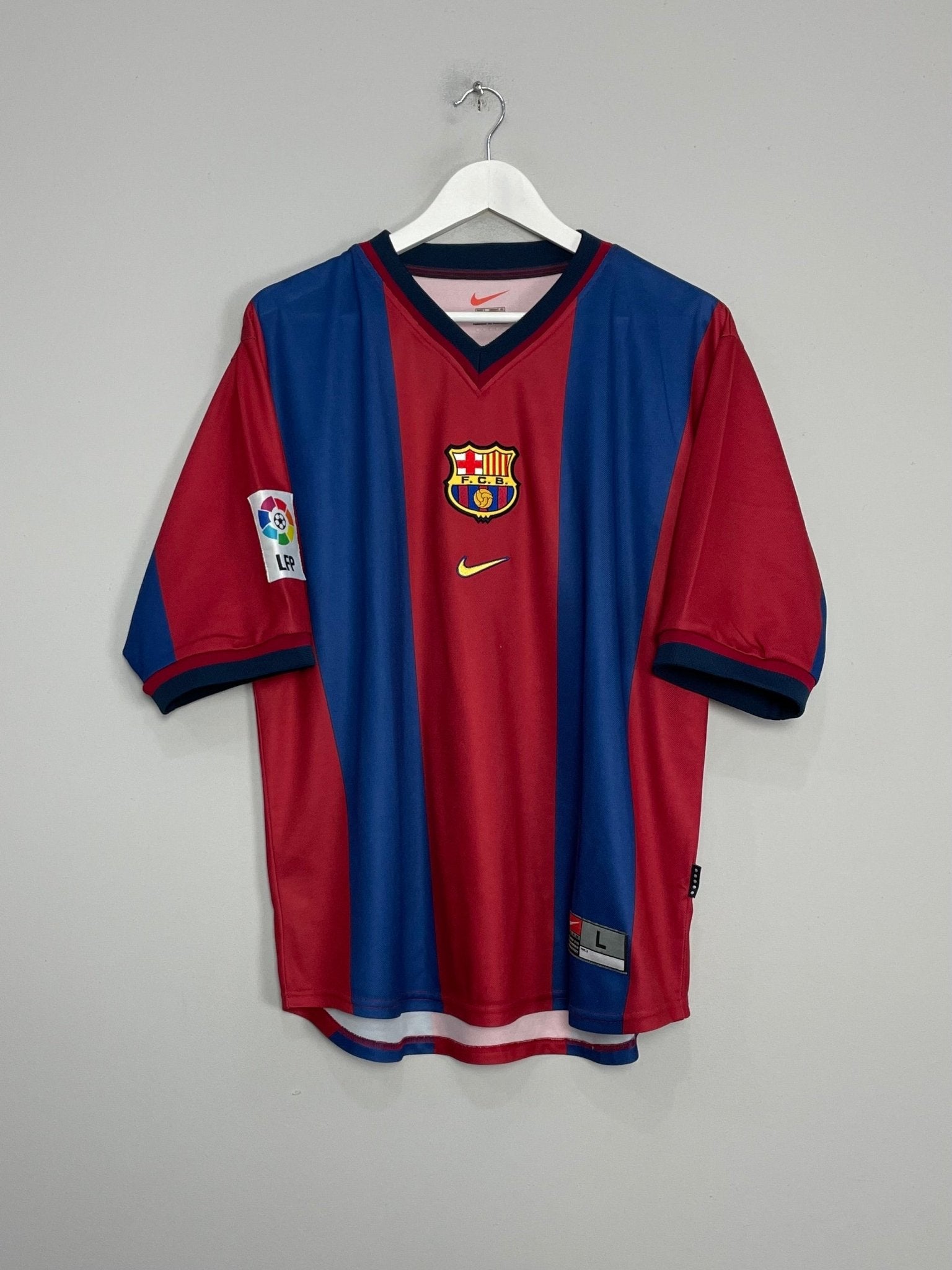 Shop 1998/99 BARCELONA GUARDIOLA #4 HOME SHIRT (L) NIKE, classic football shirts, vintage football shirts & retro soccer jerseys at Cult Kits