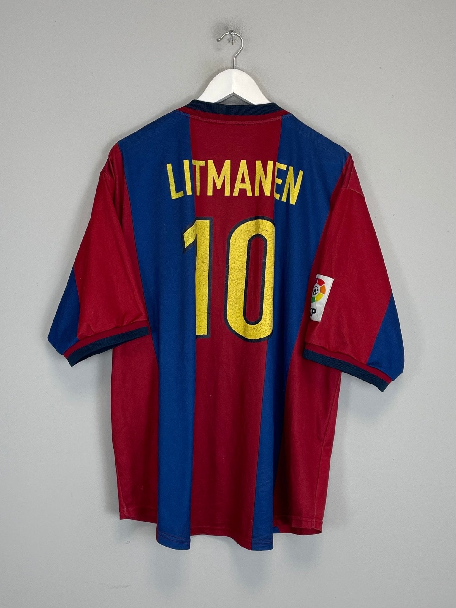 Shop 1998/99 BARCELONA LITMANEN #10 HOME SHIRT (XXL) NIKE, classic football shirts, vintage football shirts & retro soccer jerseys at Cult Kits