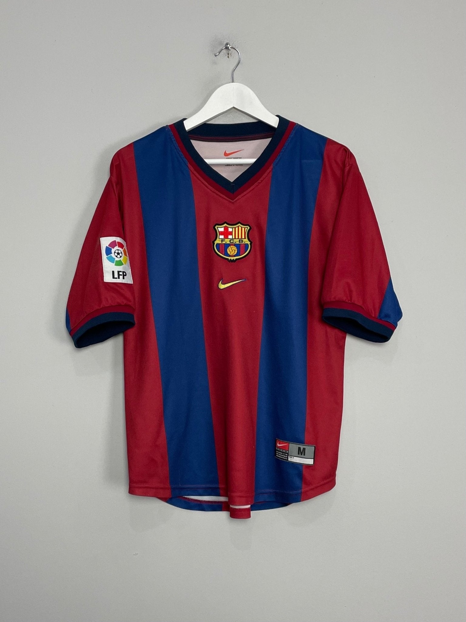 Shop 1998/99 BARCELONA RIVALDO #11 HOME SHIRT (M) NIKE, classic football shirts, vintage football shirts & retro soccer jerseys at Cult Kits