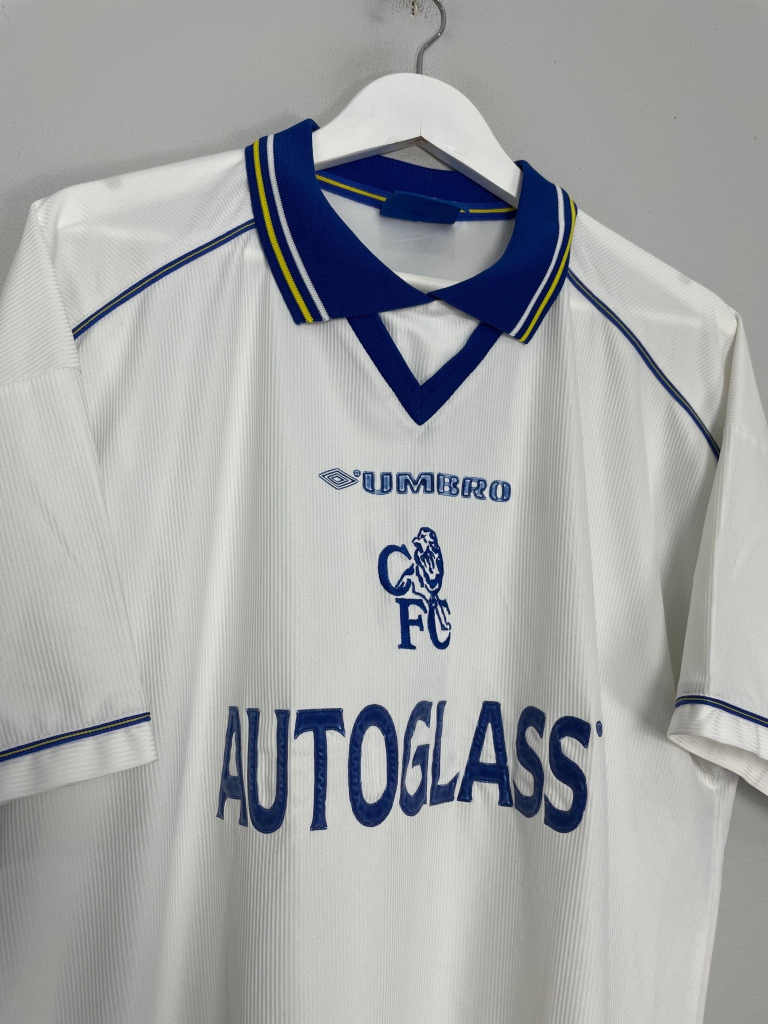 Shop 1998/99 CHELSEA AWAY SHIRT (XL) UMBRO, classic football shirts, vintage football shirts & retro soccer jerseys at Cult Kits
