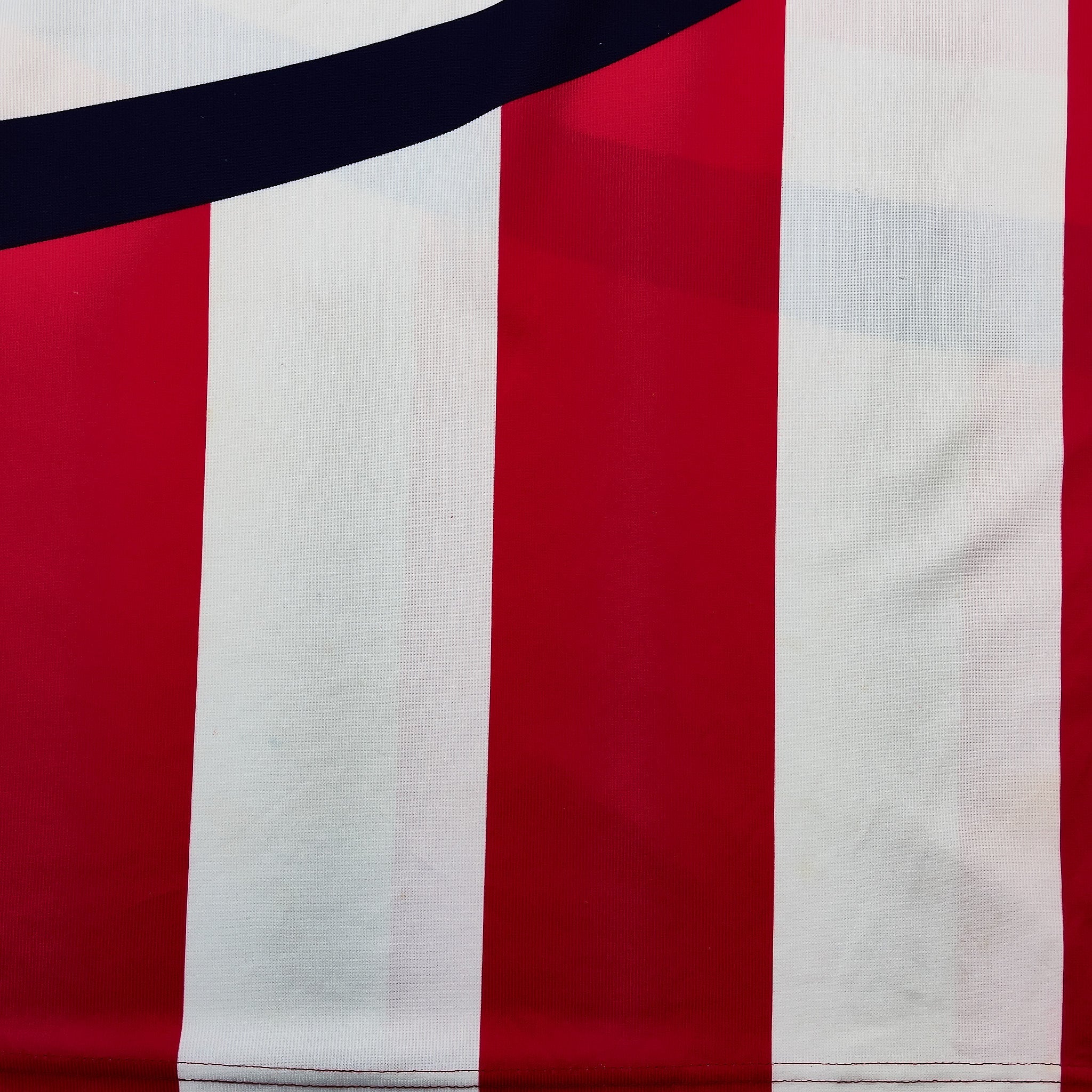 Buy 1998/99 Chivas Guadalajara Training Shirt (L) Atletica ~ Free worldwide shipping available ~ Authentic Vintage Football Shirts from Cult Kits