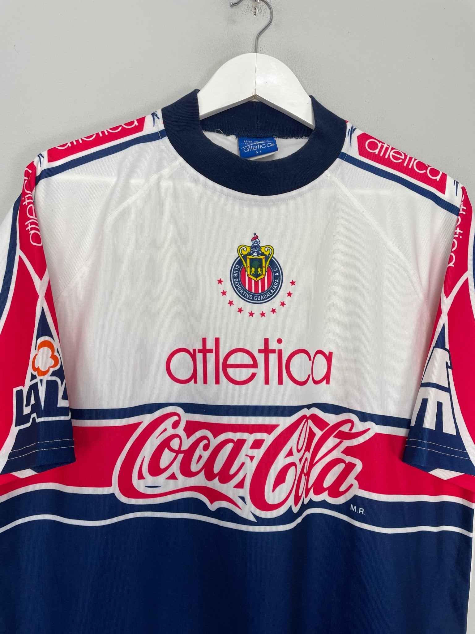 Shop 1998/99 CHIVAS GUADALAJARA TRAINING SHIRT (L) ATLETICA, classic football shirts, vintage football shirts & retro soccer jerseys at Cult Kits