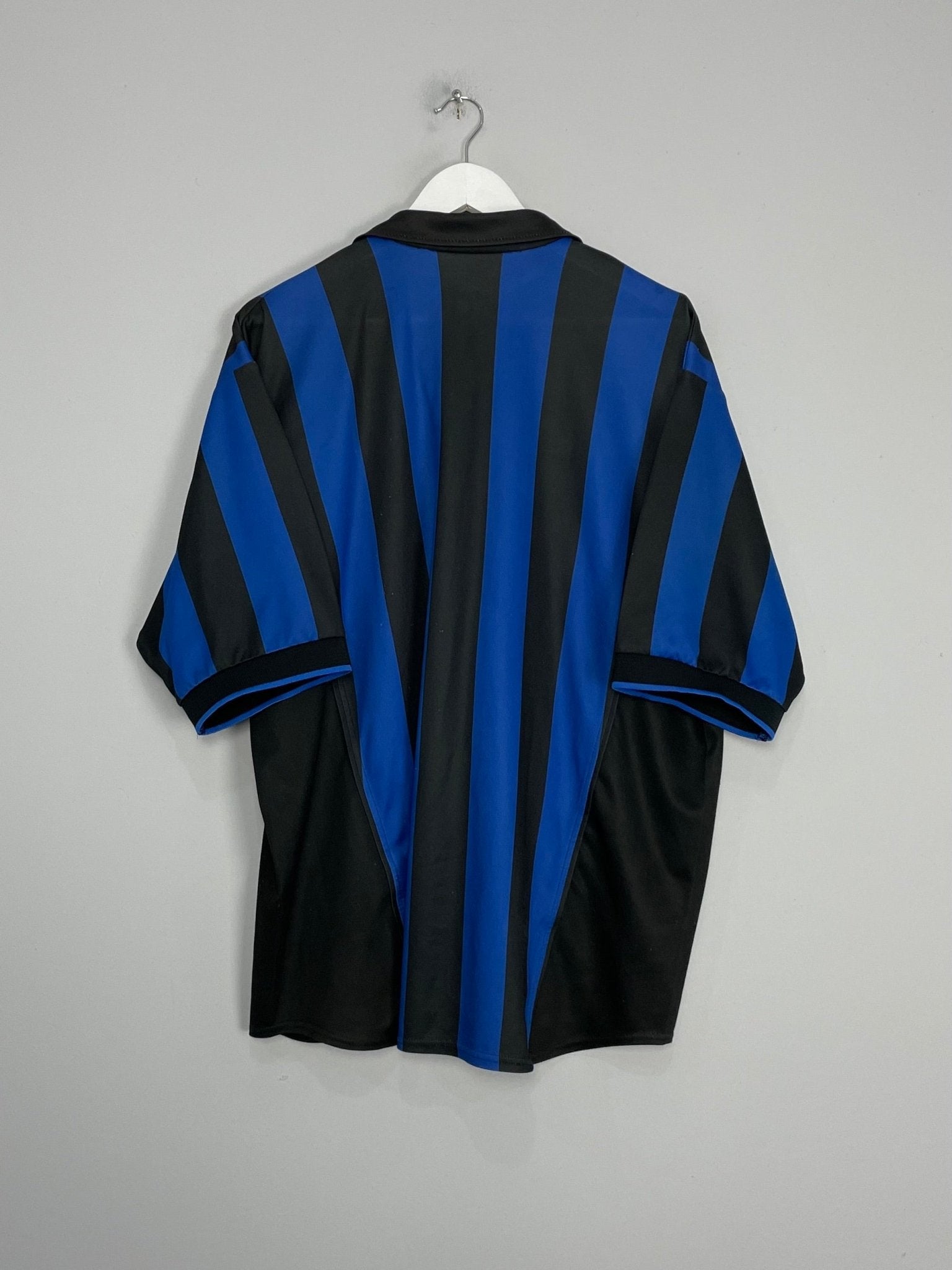 Shop 1998/99 INTER MILAN HOME SHIRT (XL) NIKE, classic football shirts, vintage football shirts & retro soccer jerseys at Cult Kits