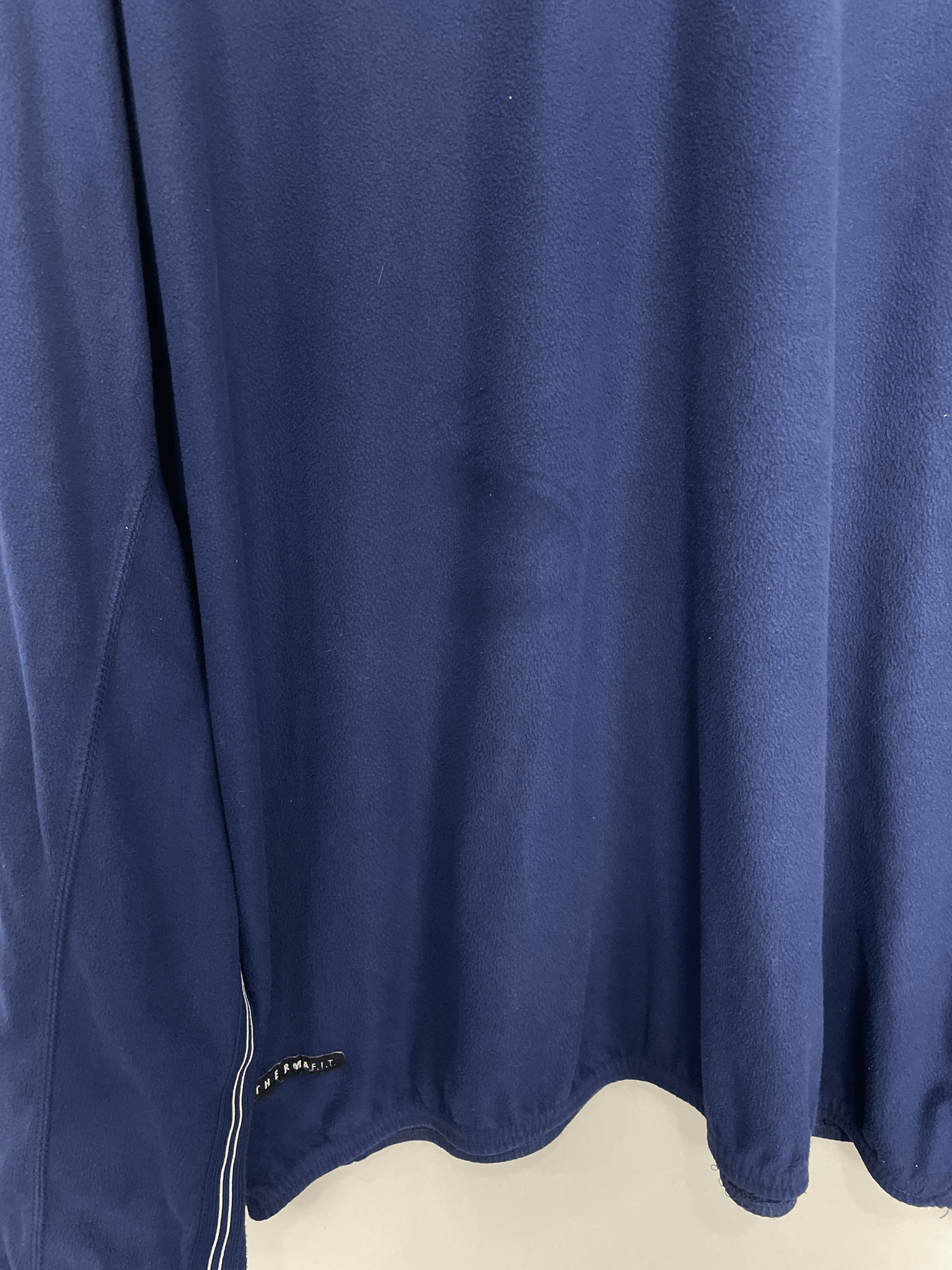 Shop 1998/99 ITALY FLEECE JUMPER (XL) NIKE, classic football shirts, vintage football shirts & retro soccer jerseys at Cult Kits