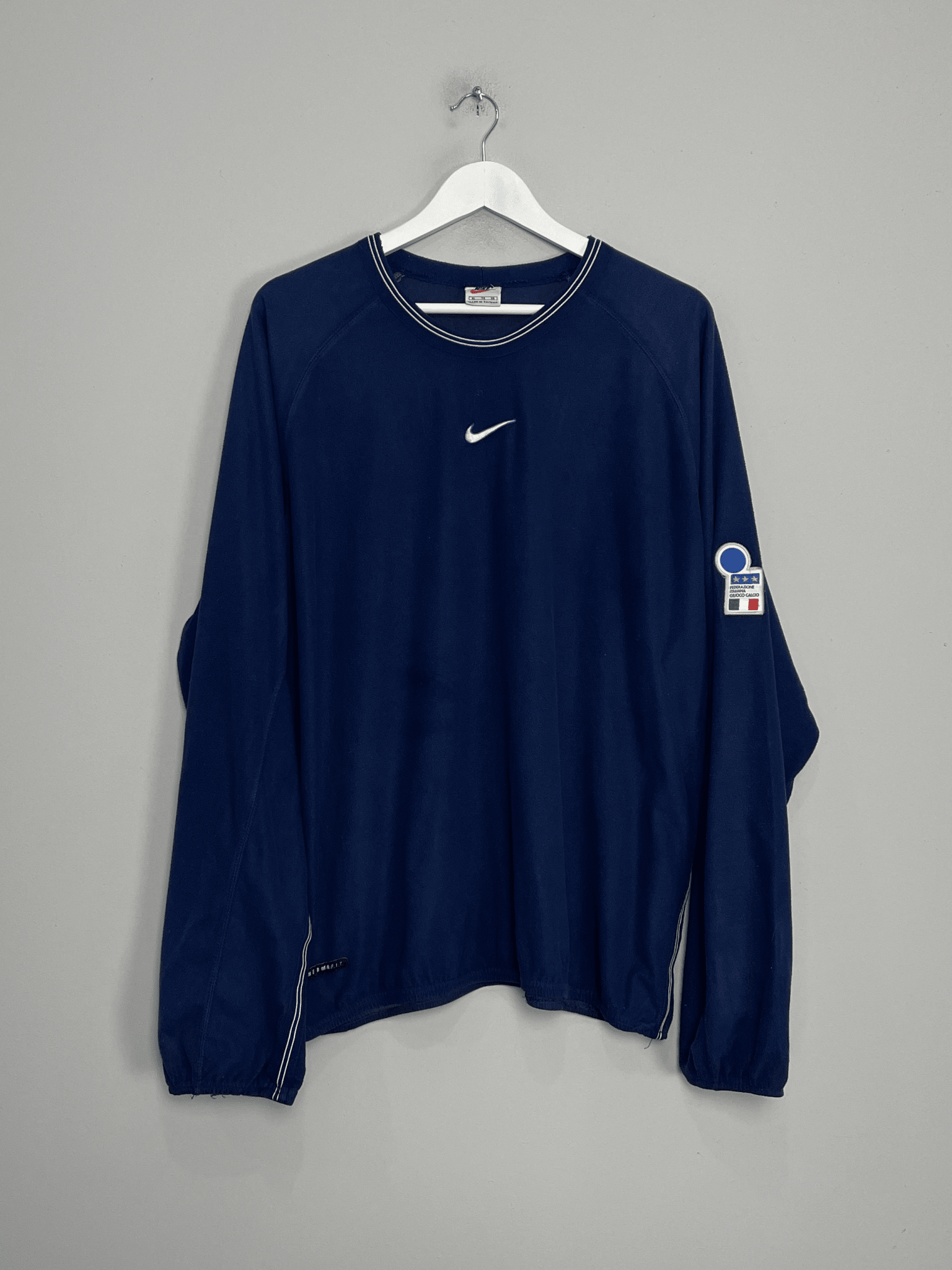 Shop 1998/99 ITALY FLEECE JUMPER (XL) NIKE, classic football shirts, vintage football shirts & retro soccer jerseys at Cult Kits