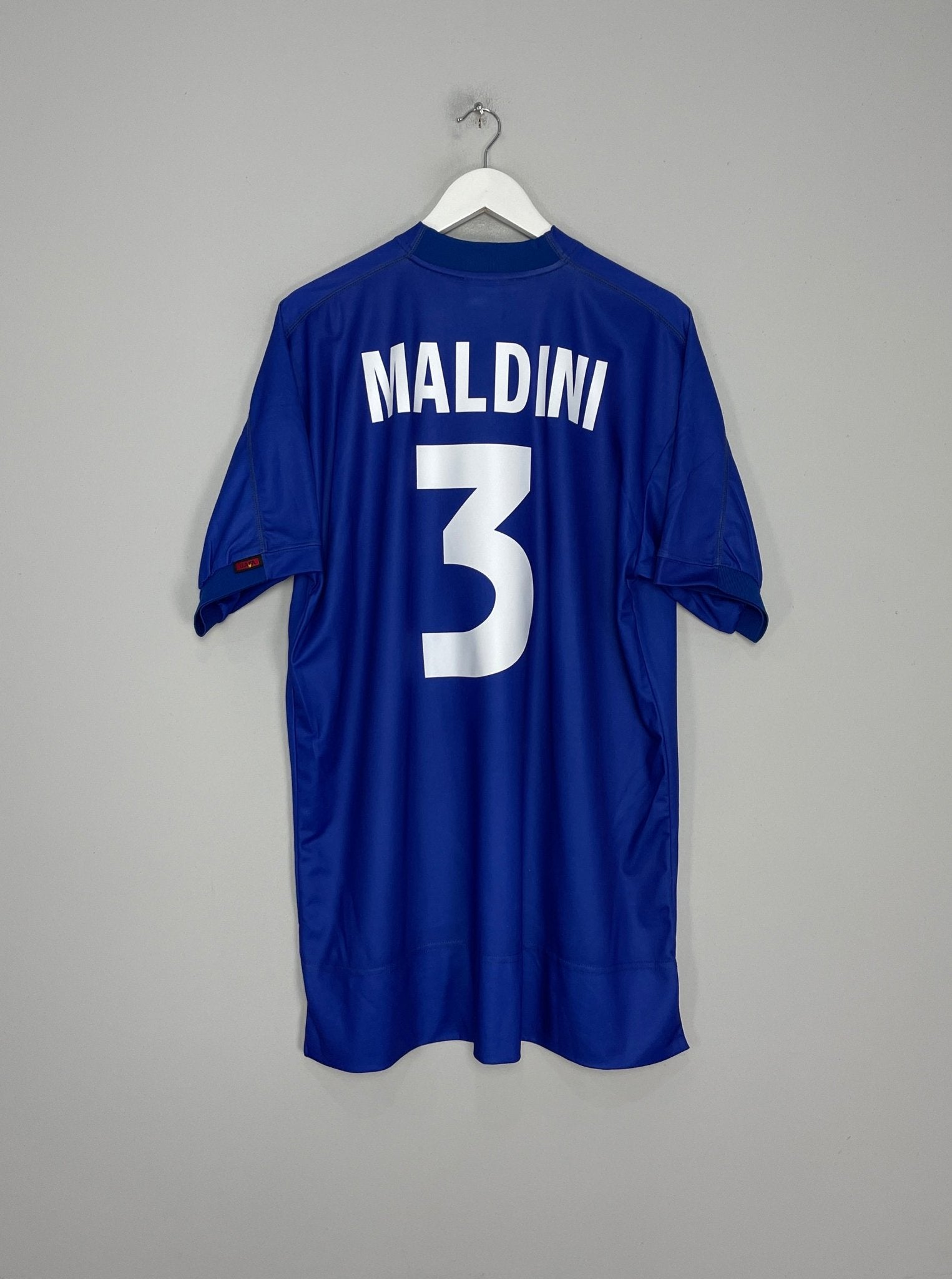 Shop 1998/99 ITALY MALDINI #3 HOME SHIRT (XL) KAPPA, classic football shirts, vintage football shirts & retro soccer jerseys at Cult Kits