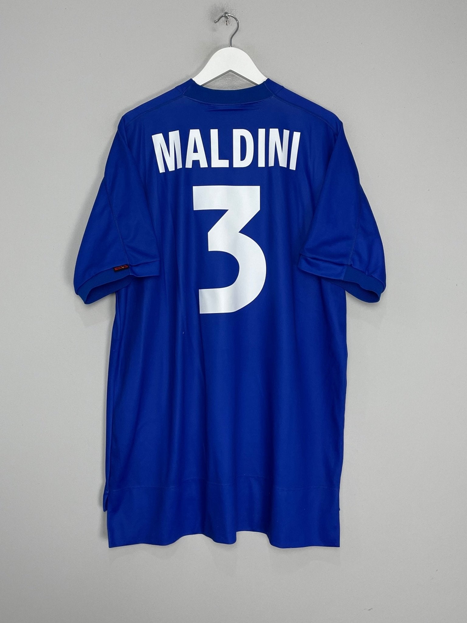Shop 1998/99 ITALY MALDINI #3 HOME SHIRT (XXL) KAPPA, classic football shirts, vintage football shirts & retro soccer jerseys at Cult Kits