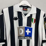 Shop 1998/99 JUVENTUS DEL PIERO #10 HOME SHIRT (XXL) KAPPA, classic football shirts, vintage football shirts & retro soccer jerseys at Cult Kits