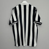 Shop 1998/99 JUVENTUS HOME SHIRT (XL) KAPPA, classic football shirts, vintage football shirts & retro soccer jerseys at Cult Kits