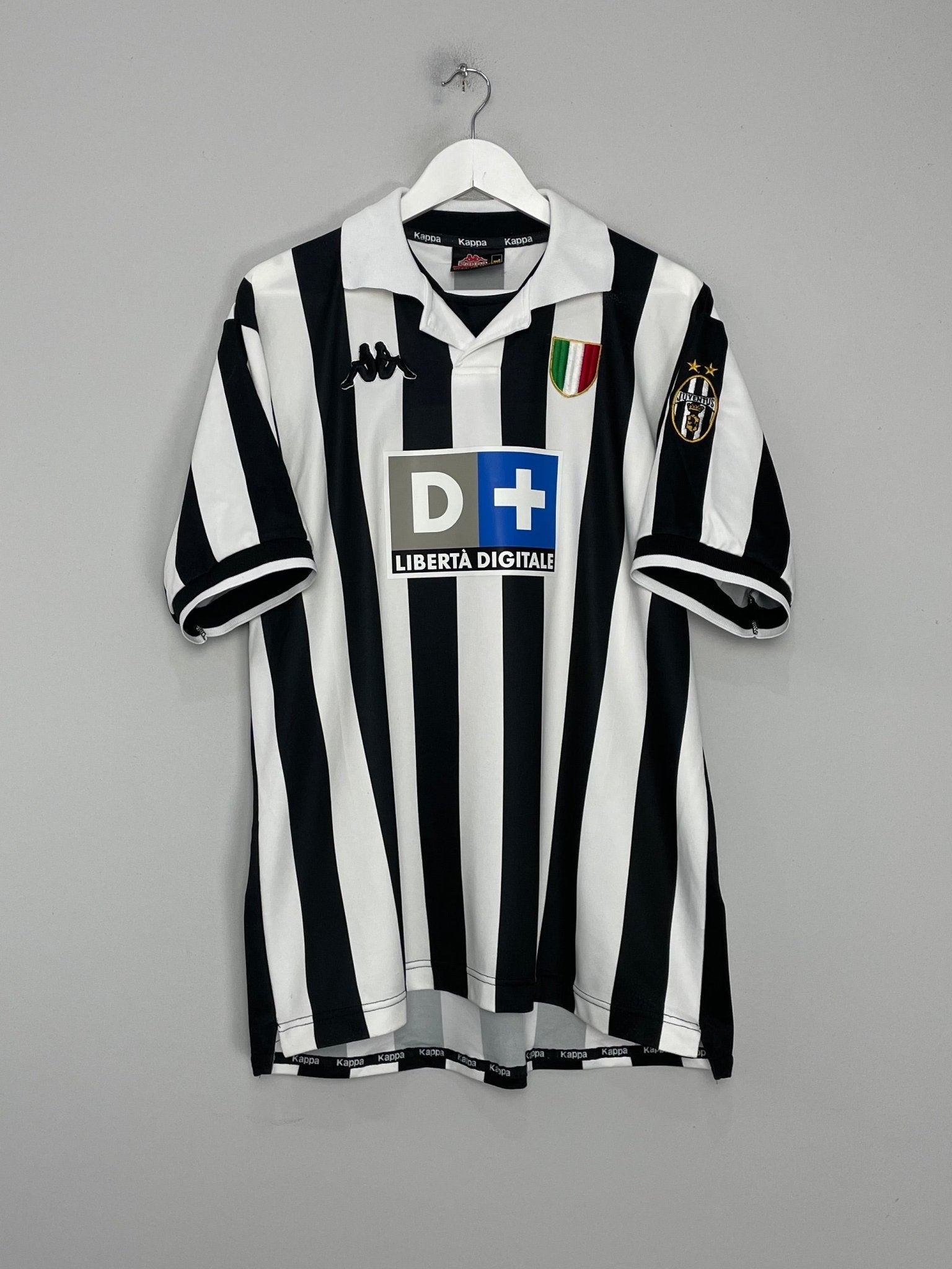 Shop 1998/99 JUVENTUS ZIDANE #21 HOME SHIRT (XL) KAPPA, classic football shirts, vintage football shirts & retro soccer jerseys at Cult Kits