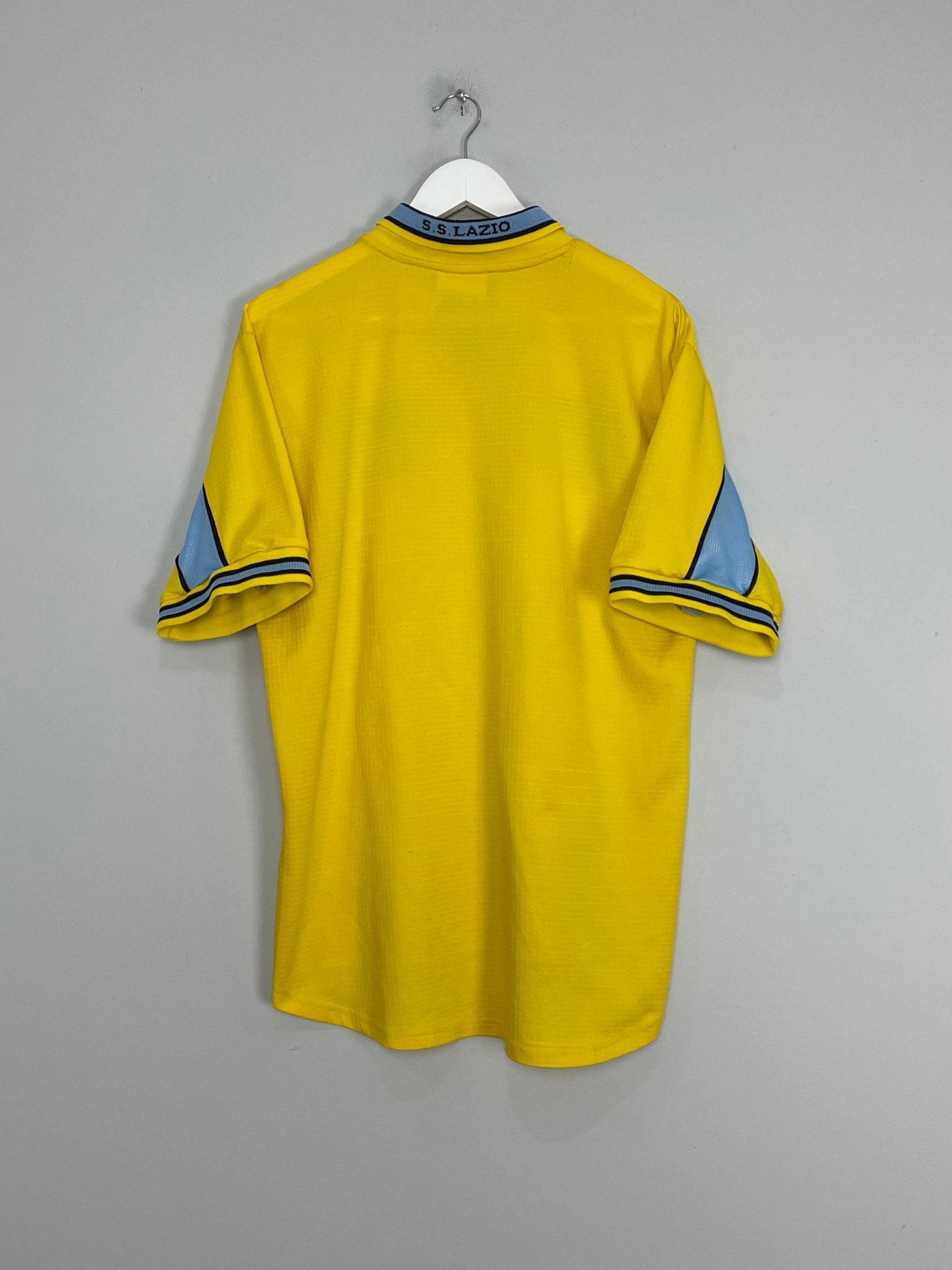 Shop 1998/99 LAZIO AWAY SHIRT (M) PUMA, classic football shirts, vintage football shirts & retro soccer jerseys at Cult Kits