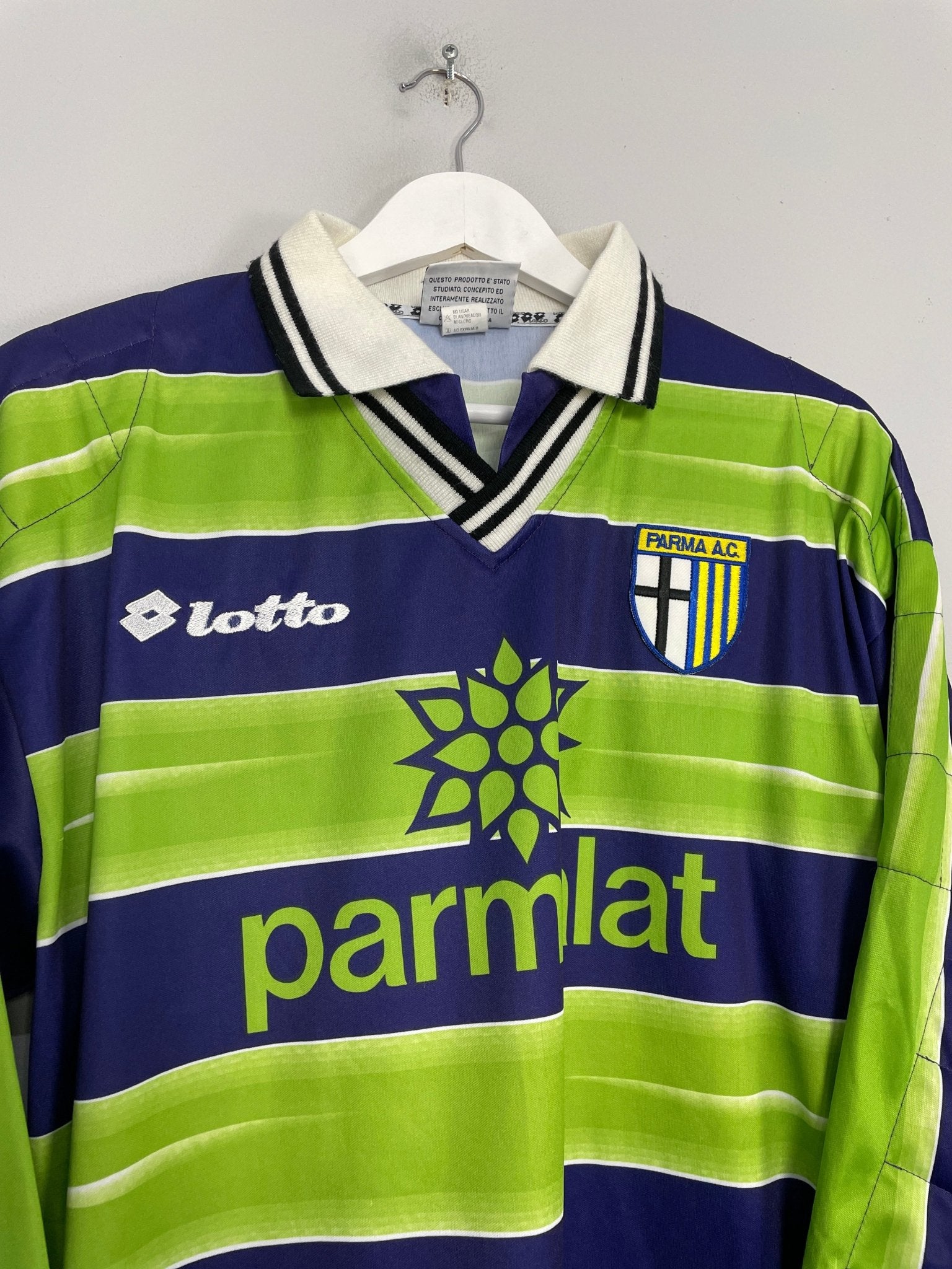Shop 1998/99 PARMA GK SHIRT (XL) LOTTO, classic football shirts, vintage football shirts & retro soccer jerseys at Cult Kits