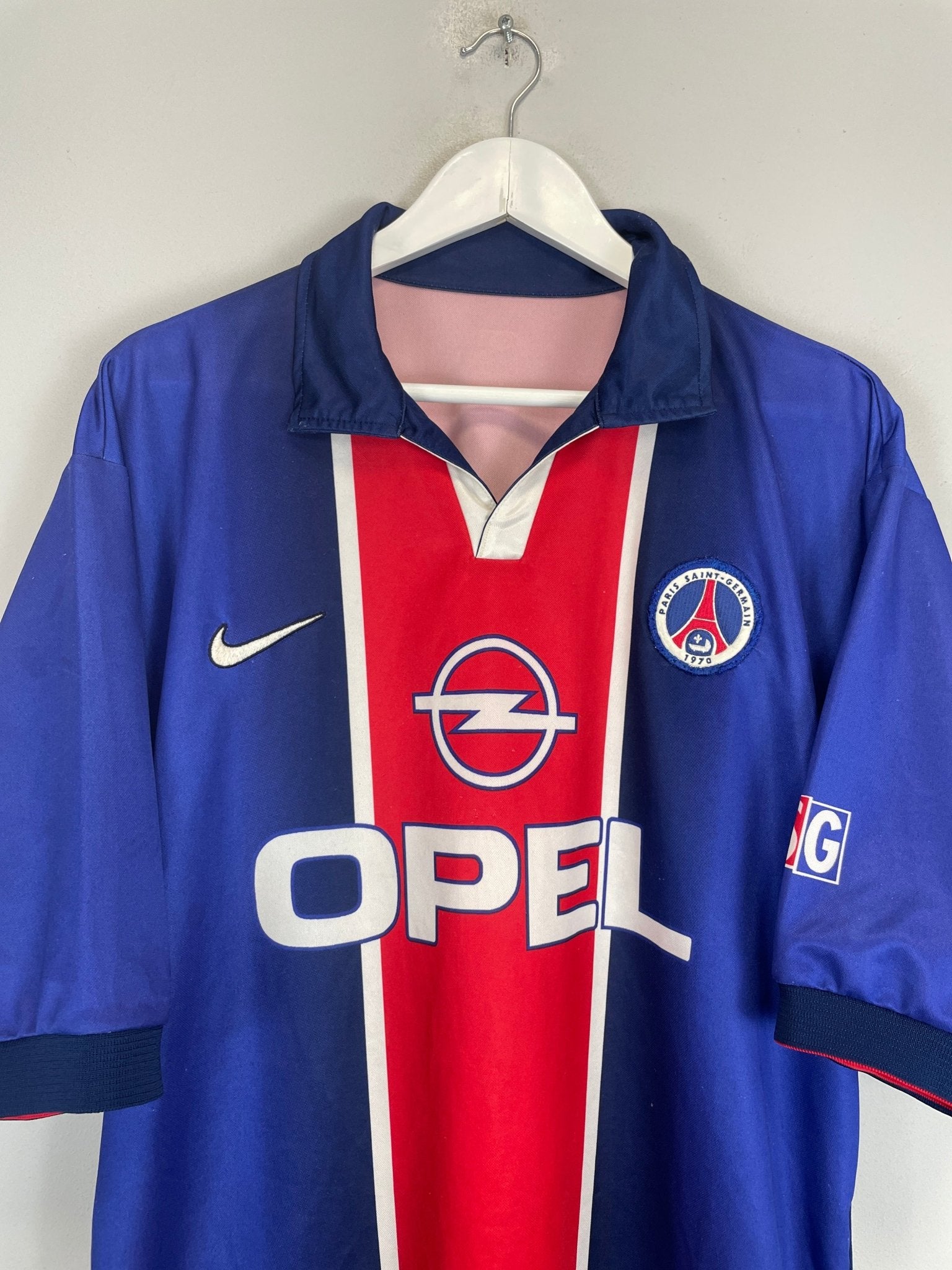 Shop 1998/99 PSG HOME SHIRT (XL) NIKE, classic football shirts, vintage football shirts & retro soccer jerseys at Cult Kits
