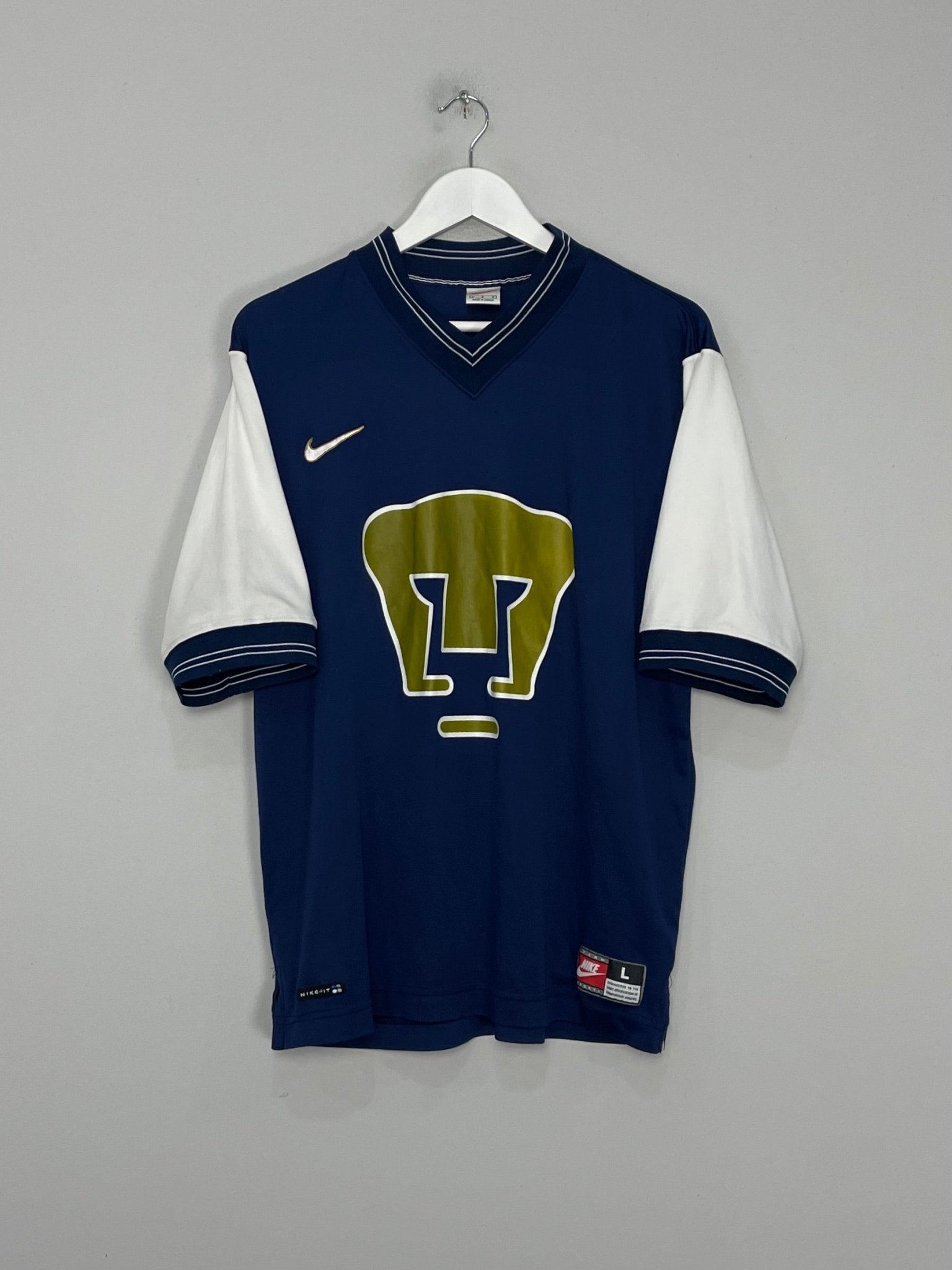 Shop 1998/99 UNAM PUMAS AWAY SHIRT (L) NIKE, classic football shirts, vintage football shirts & retro soccer jerseys at Cult Kits
