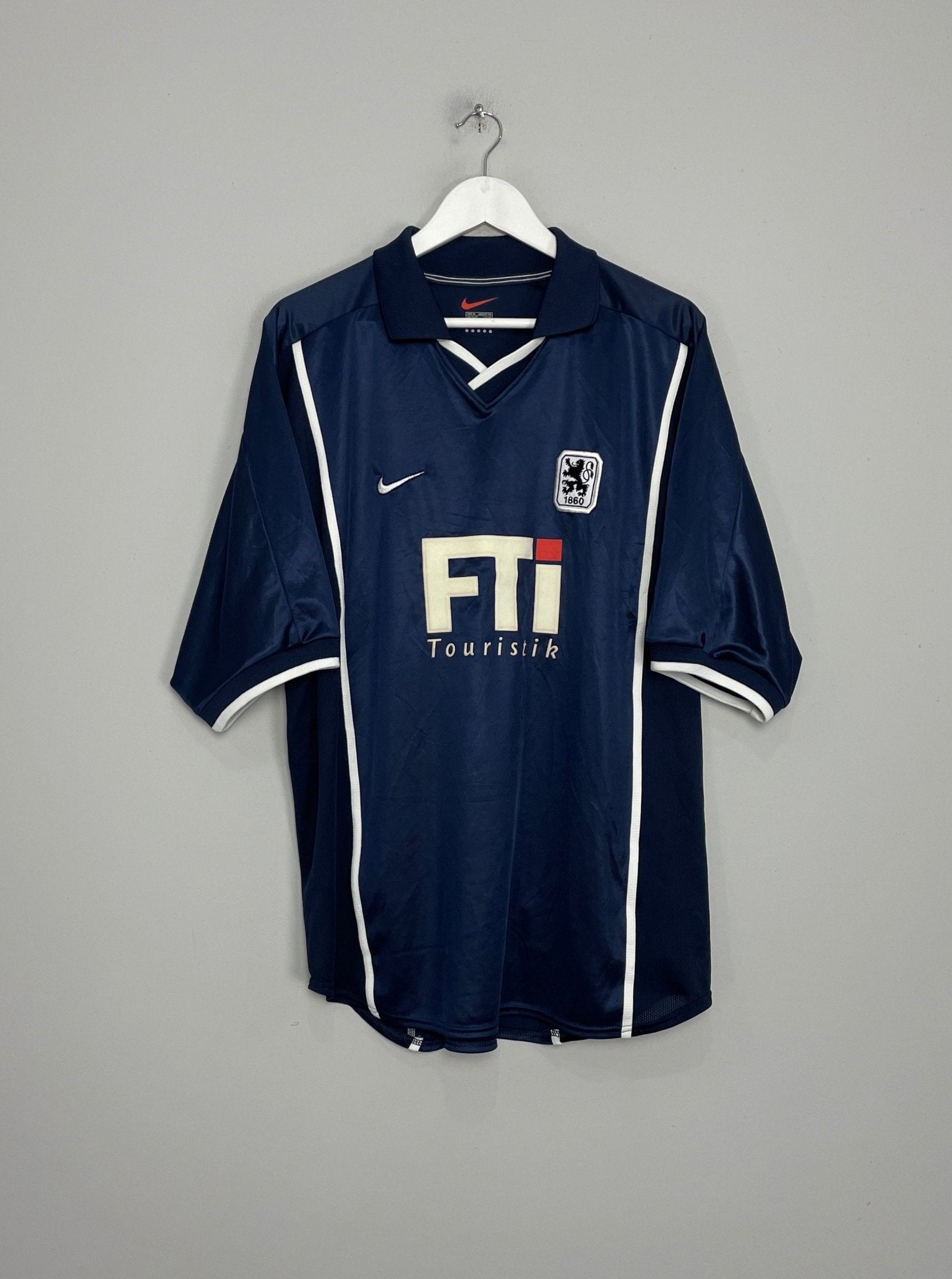 Shop 1999/00 1860 MUNICH AWAY SHIRT (XL) NIKE, classic football shirts, vintage football shirts & retro soccer jerseys at Cult Kits