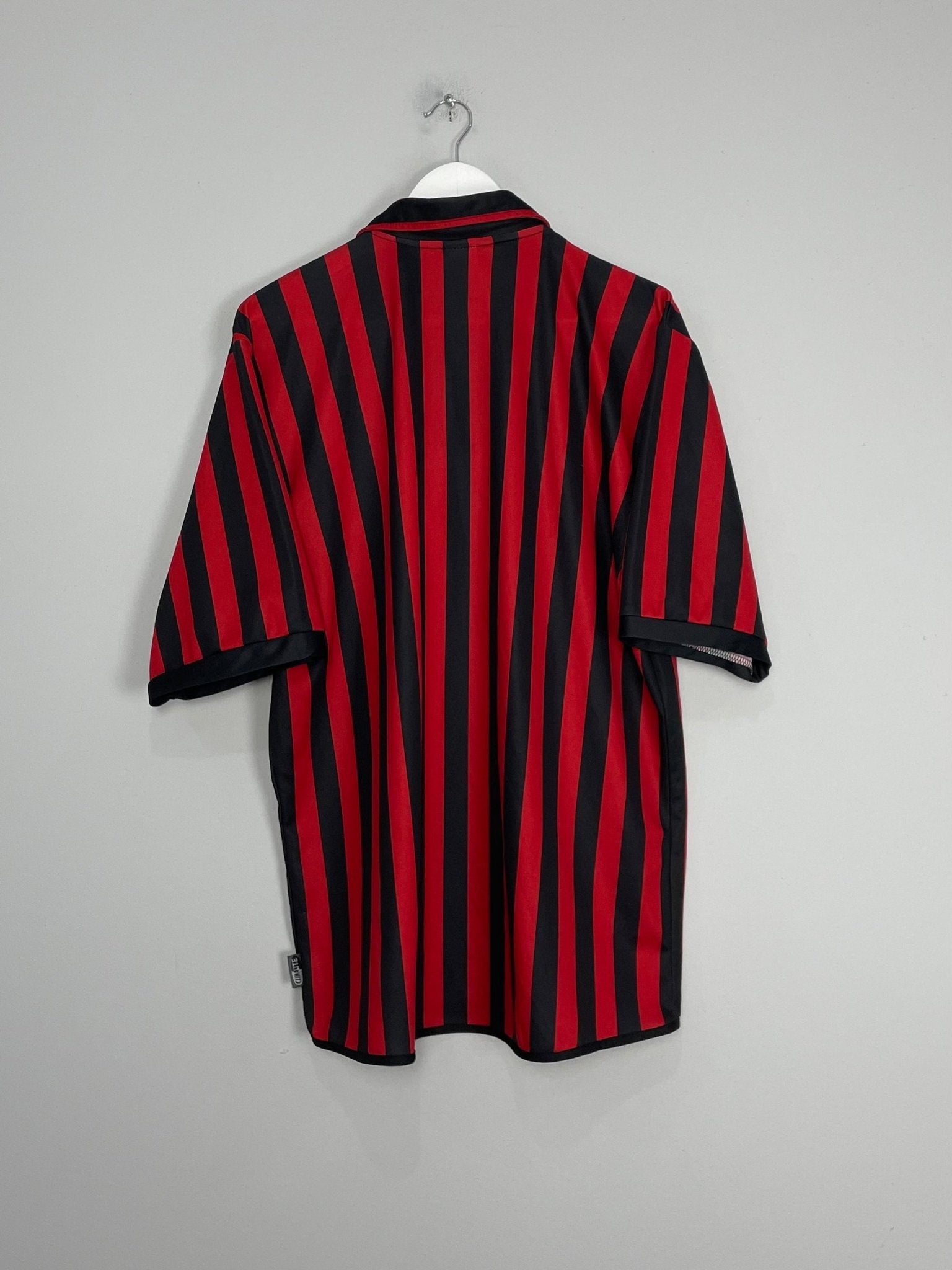Shop 1999/00 AC MILAN CENTENARY HOME SHIRT (L) ADIDAS, classic football shirts, vintage football shirts & retro soccer jerseys at Cult Kits