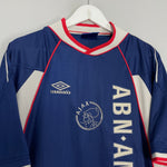 Shop 1999/00 AJAX AWAY SHIRT (XL) UMBRO, classic football shirts, vintage football shirts & retro soccer jerseys at Cult Kits